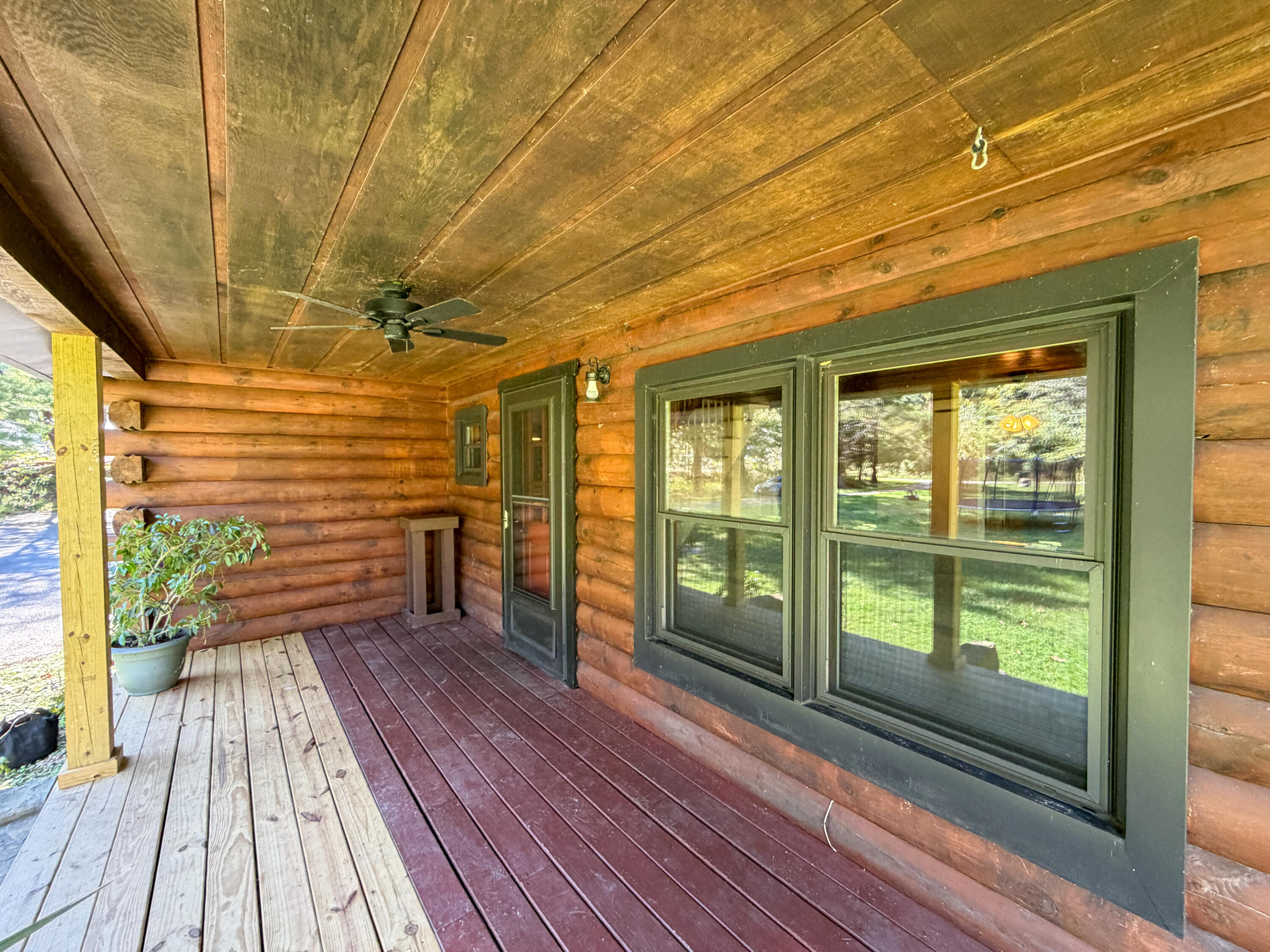 728 Ewing Creek Road Property Photo 6