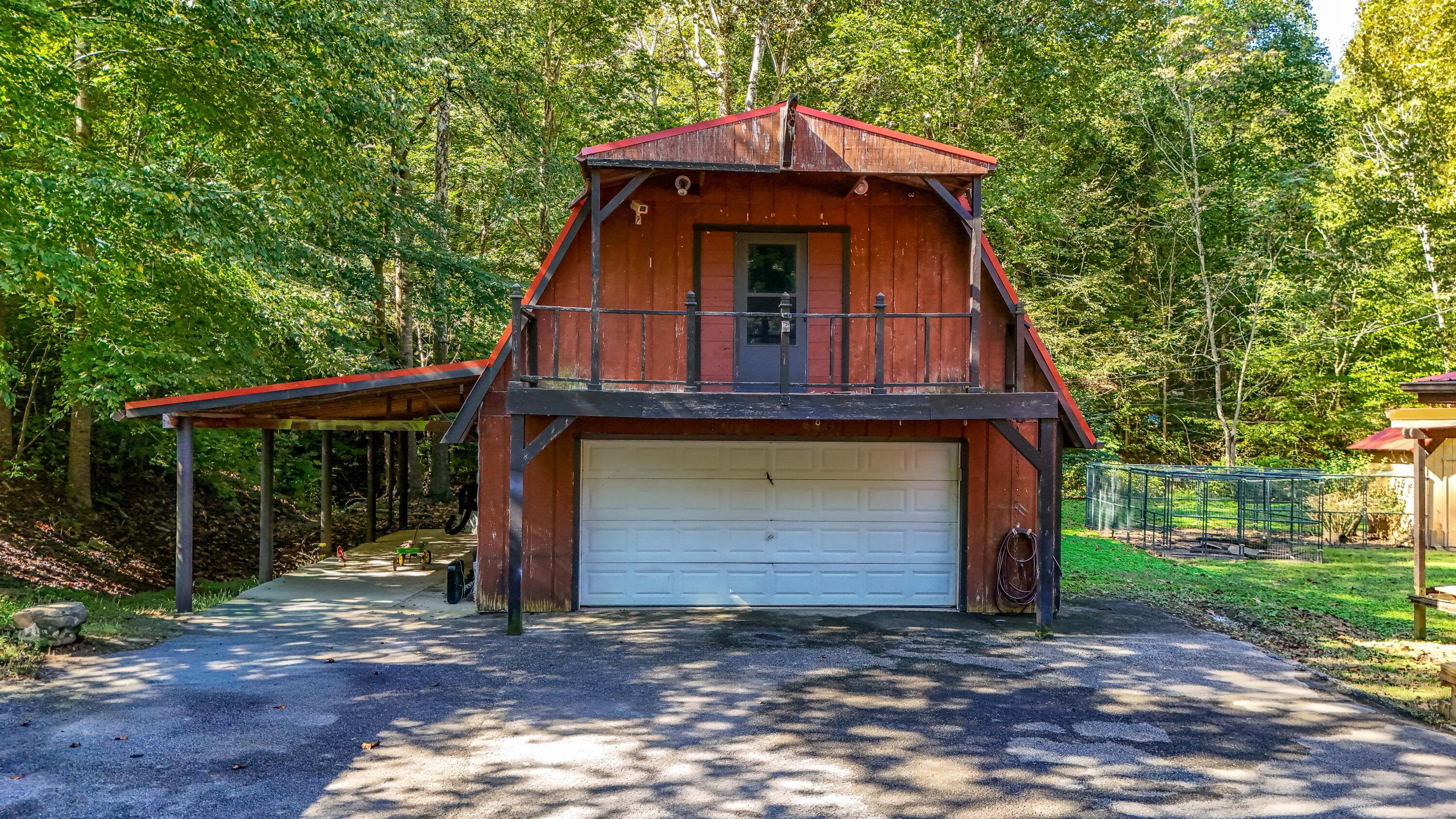 728 Ewing Creek Road Property Photo 11