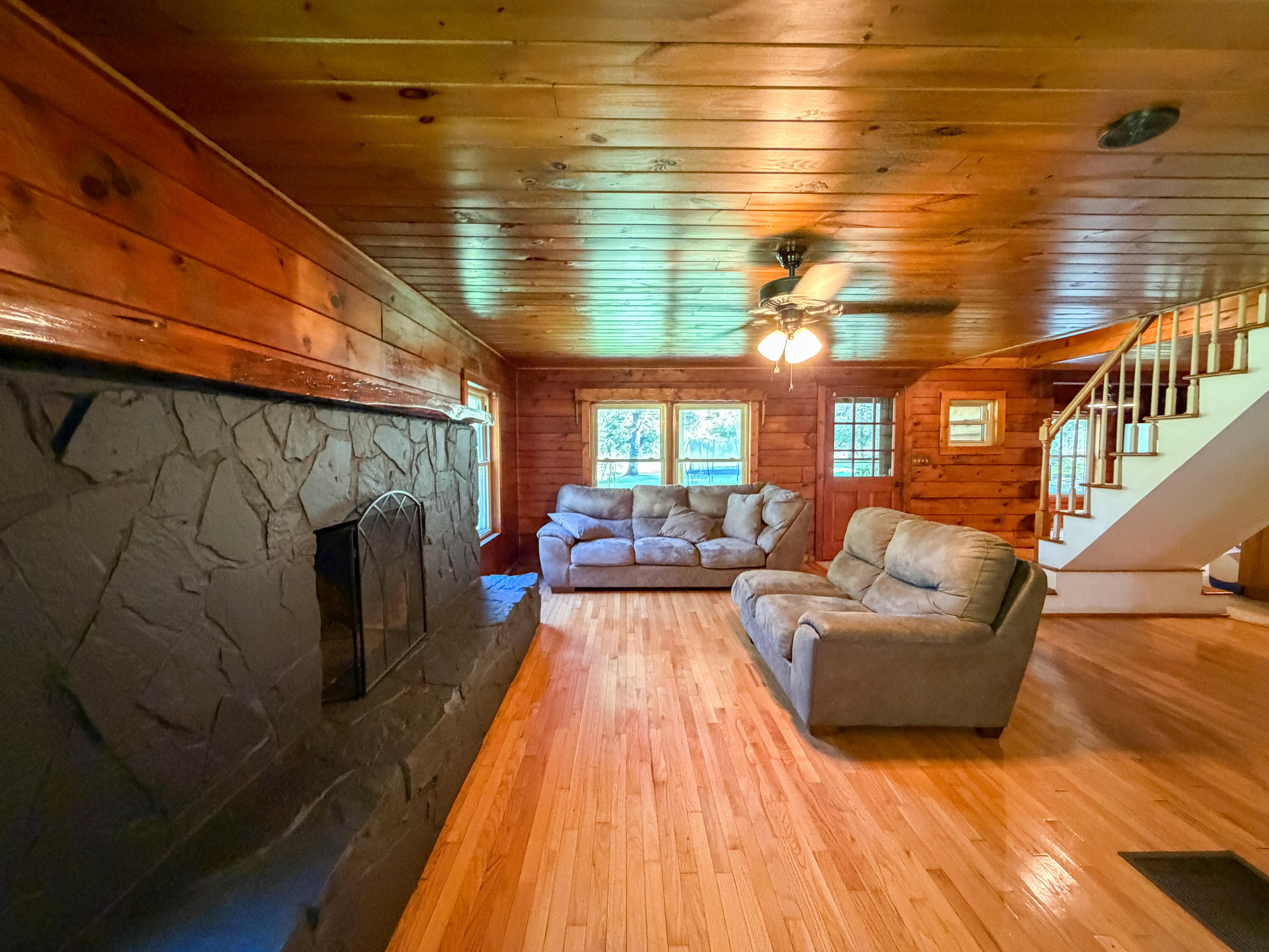 728 Ewing Creek Road Property Photo 13
