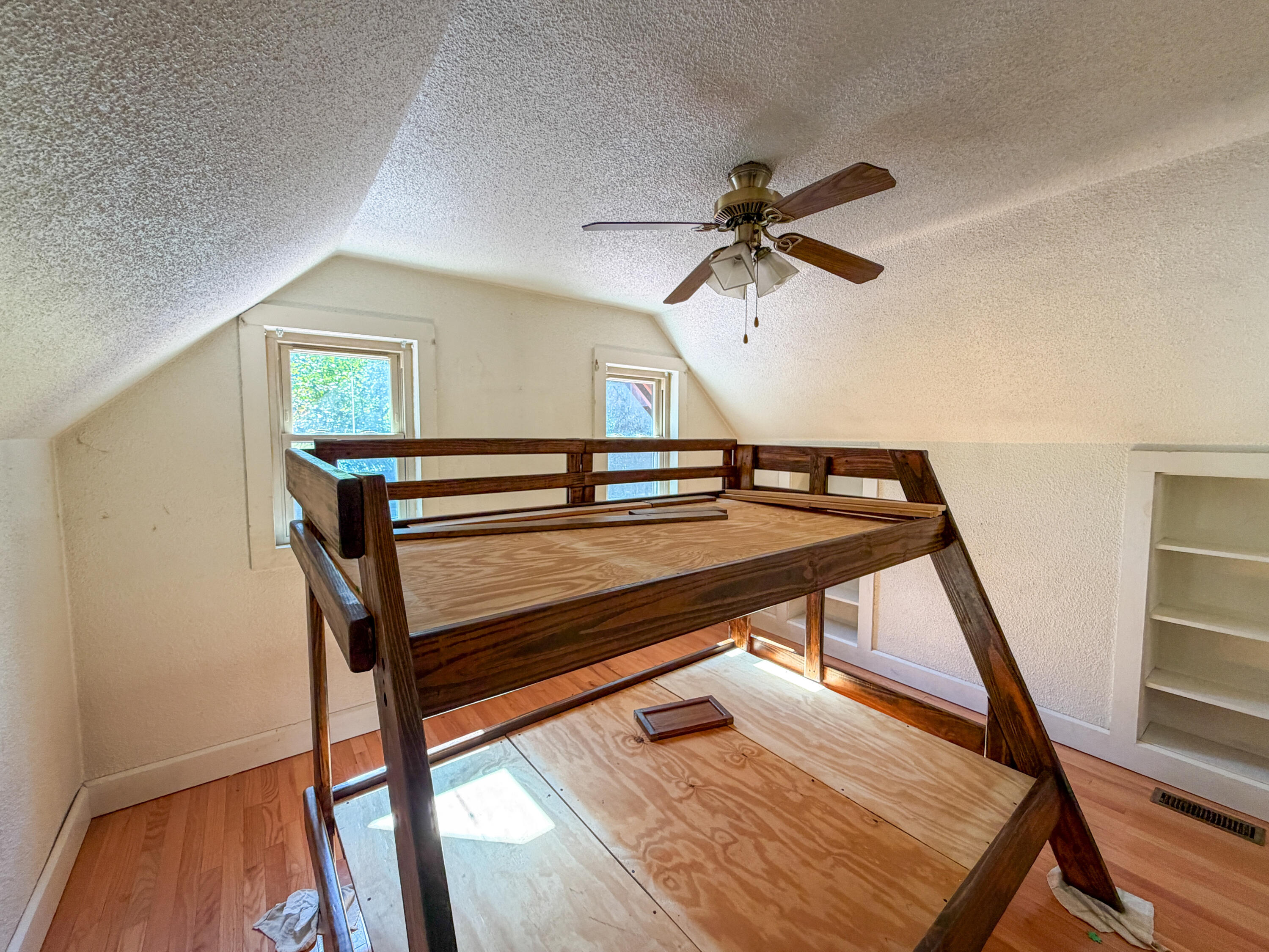 728 Ewing Creek Road Property Photo 29