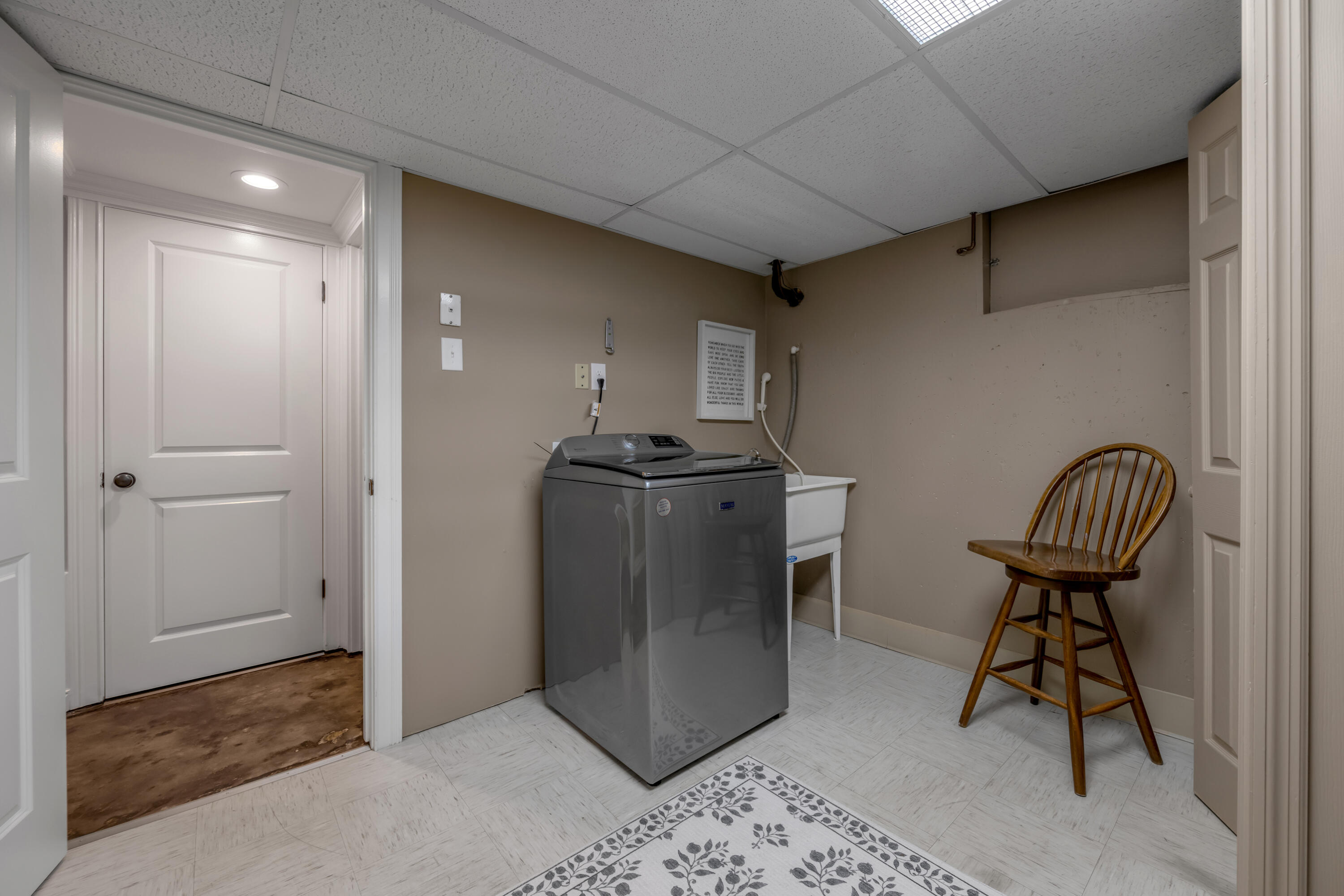 712 Burkshire Drive Property Photo 86