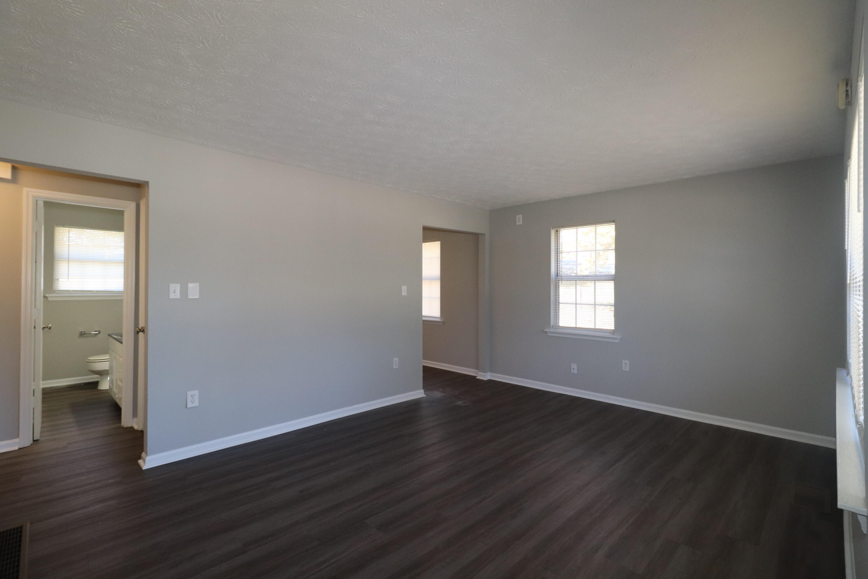 205 Ridgewood Drive Property Photo 3