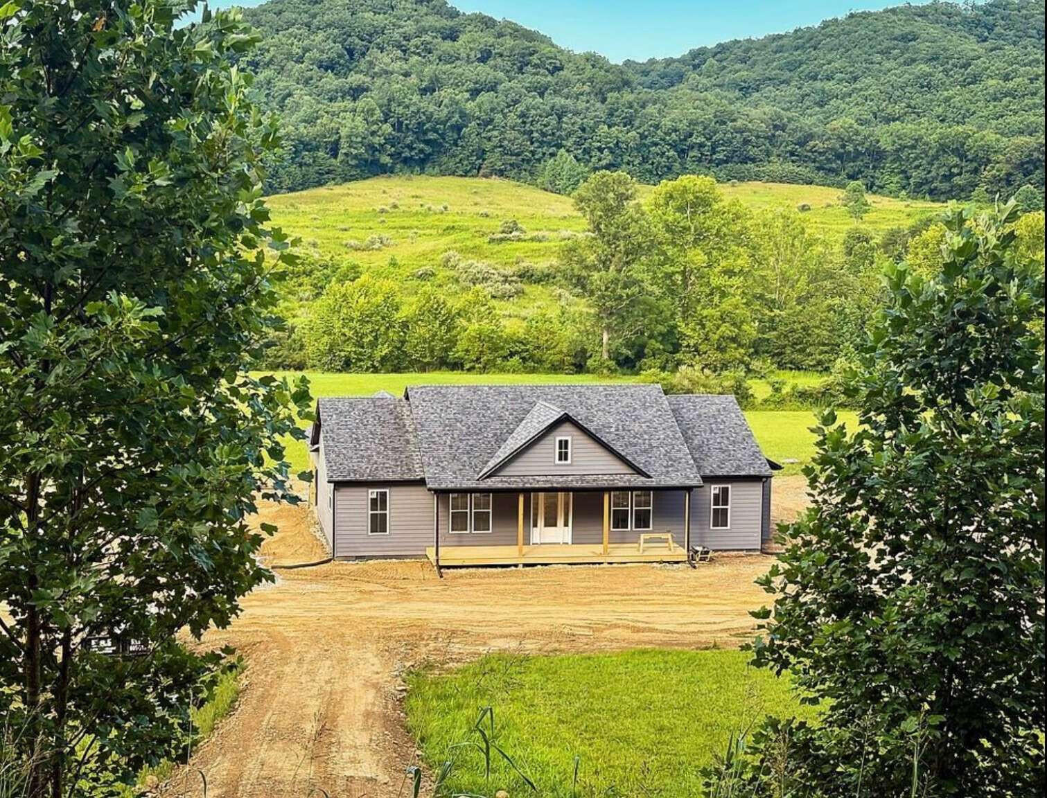 970 Clearfork Road Property Photo 1