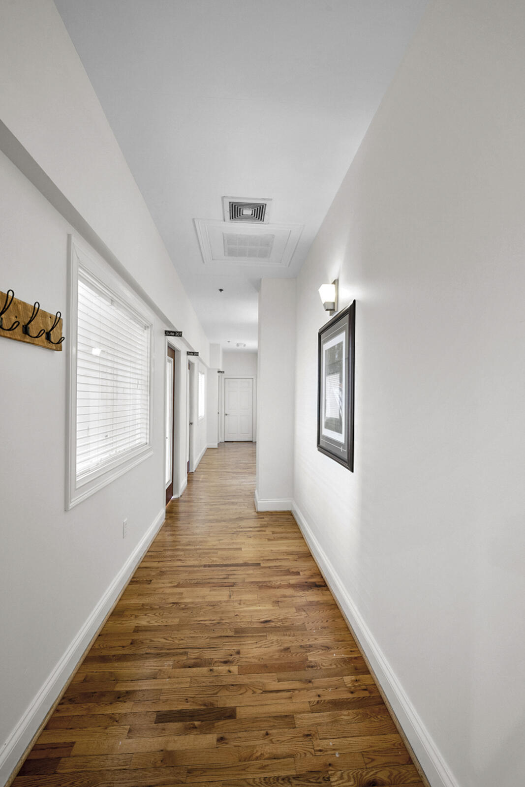 135 E Main Street 205-207 Property Photo 23