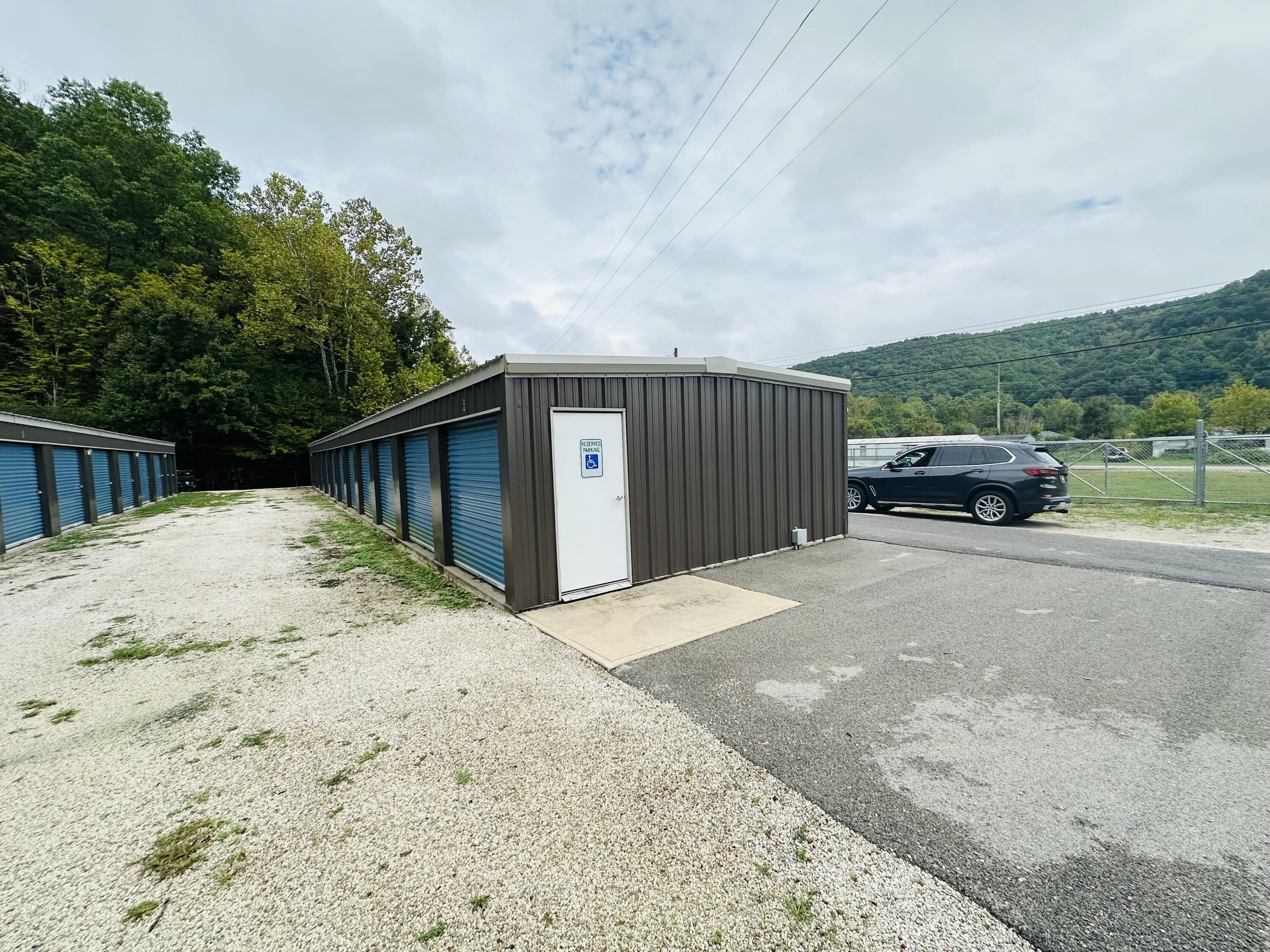 2172 Us-60 Property Photo 7