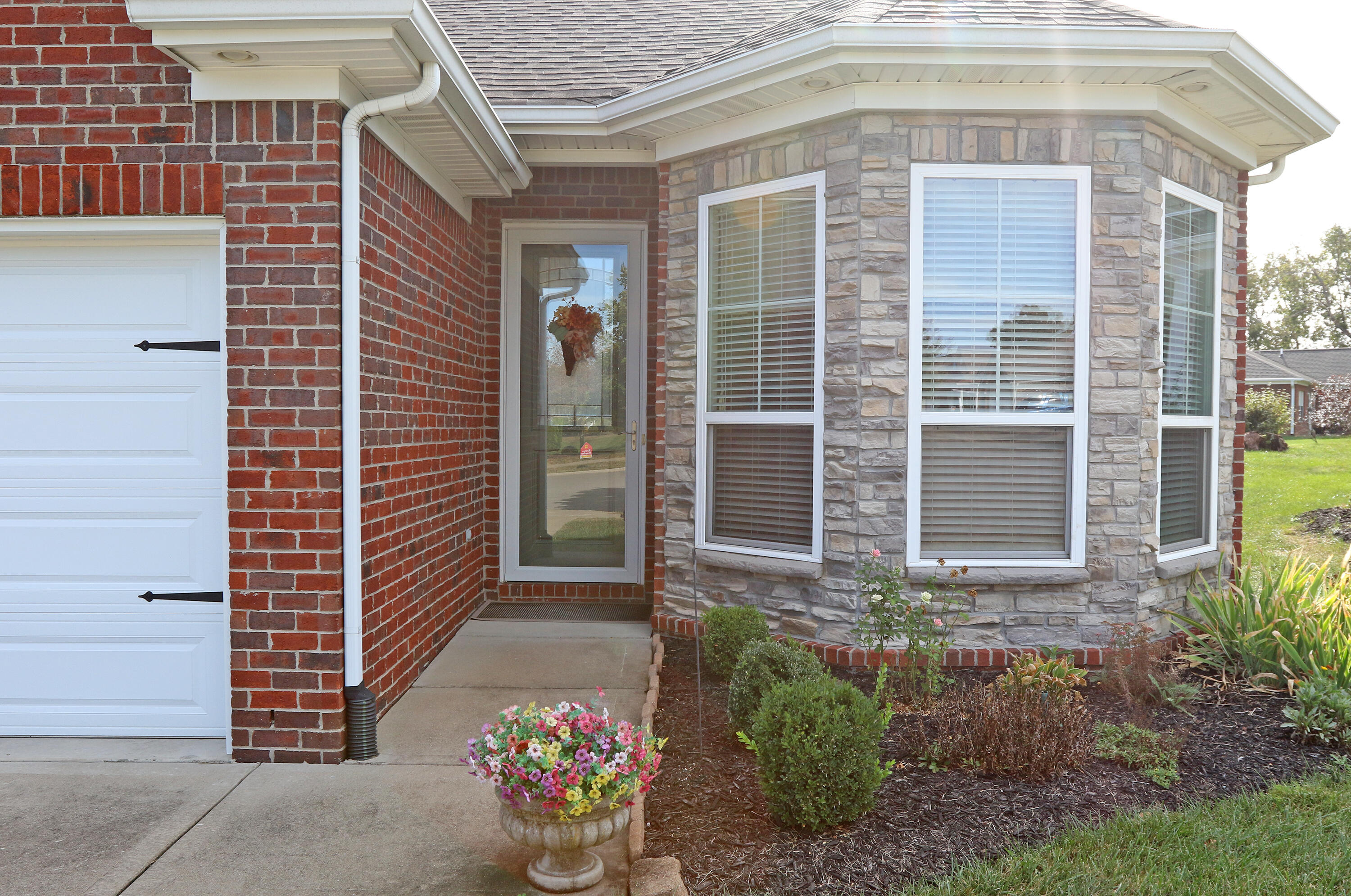 222 Ikebana Drive Property Photo 3