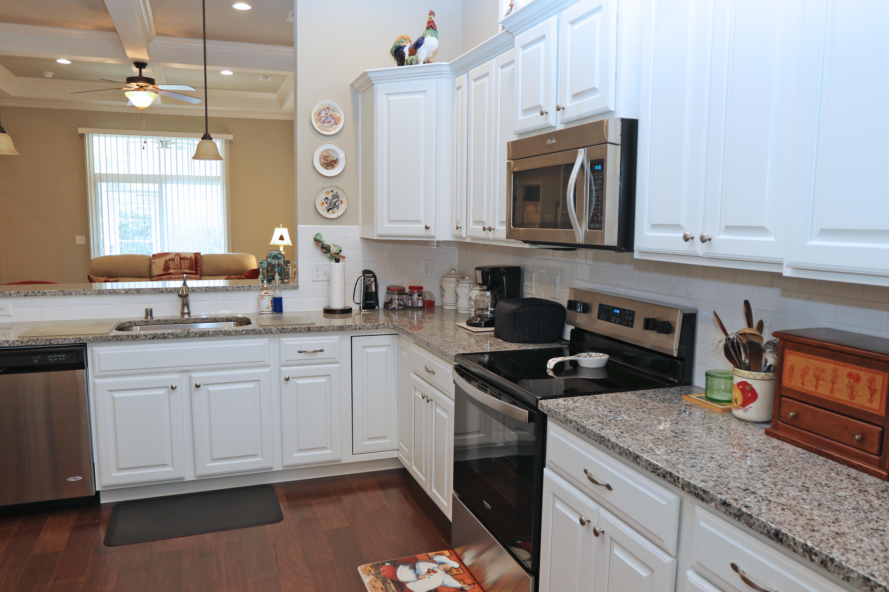 222 Ikebana Drive Property Photo 10
