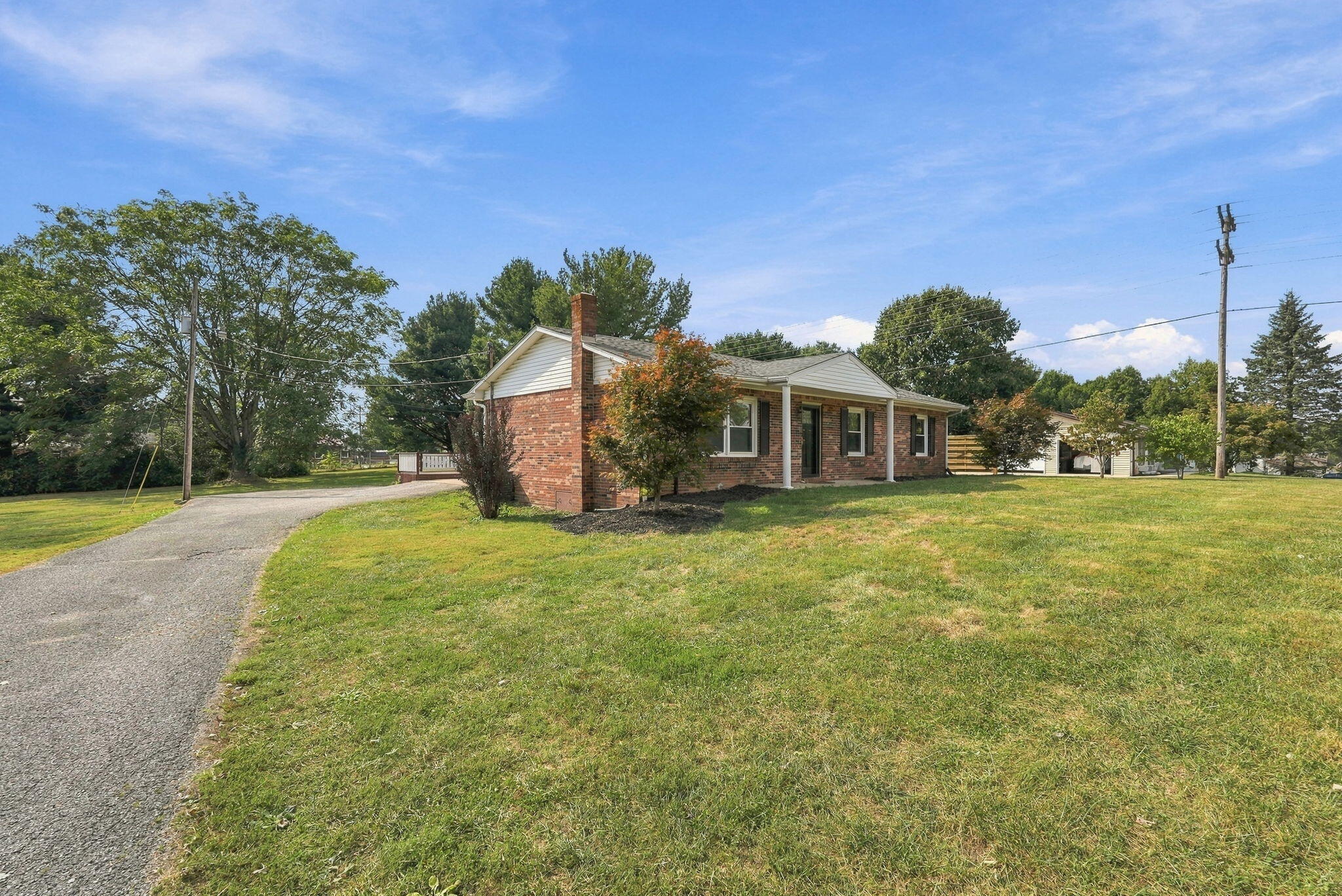 840 Old Lair Road Property Photo 5