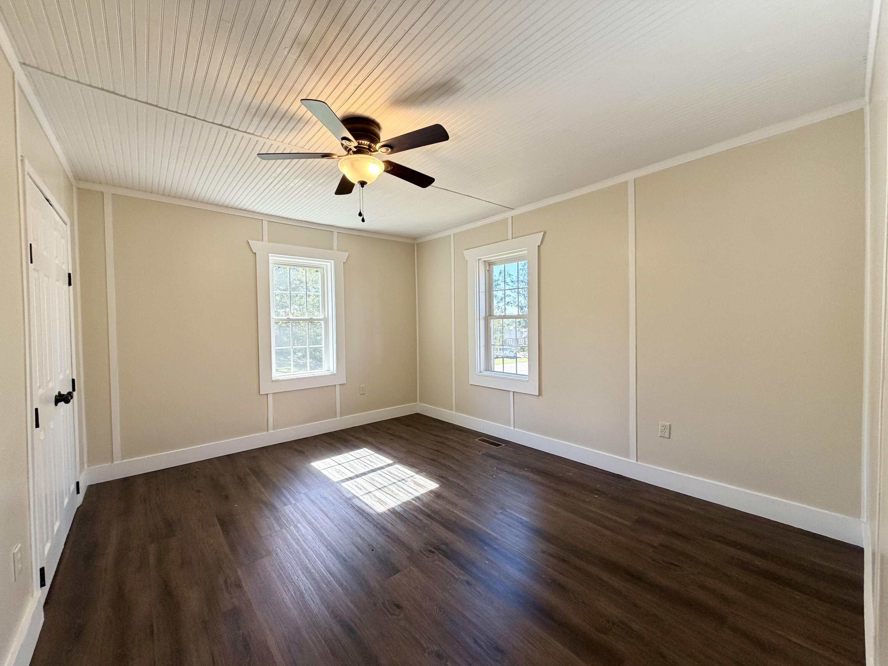 105 Oakley Street Property Photo 2