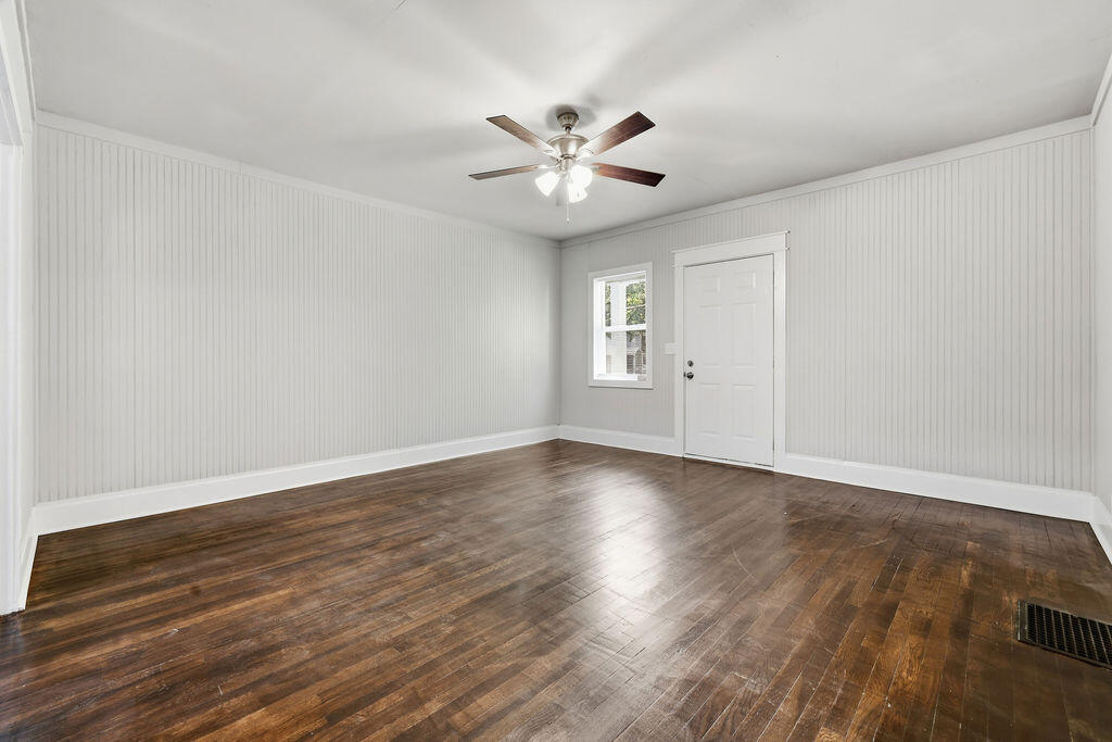 1622 Farmer Avenue Property Photo 6