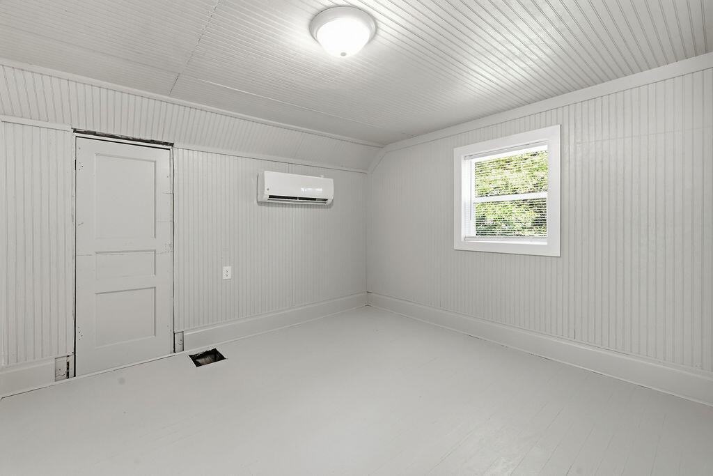 1622 Farmer Avenue Property Photo 35