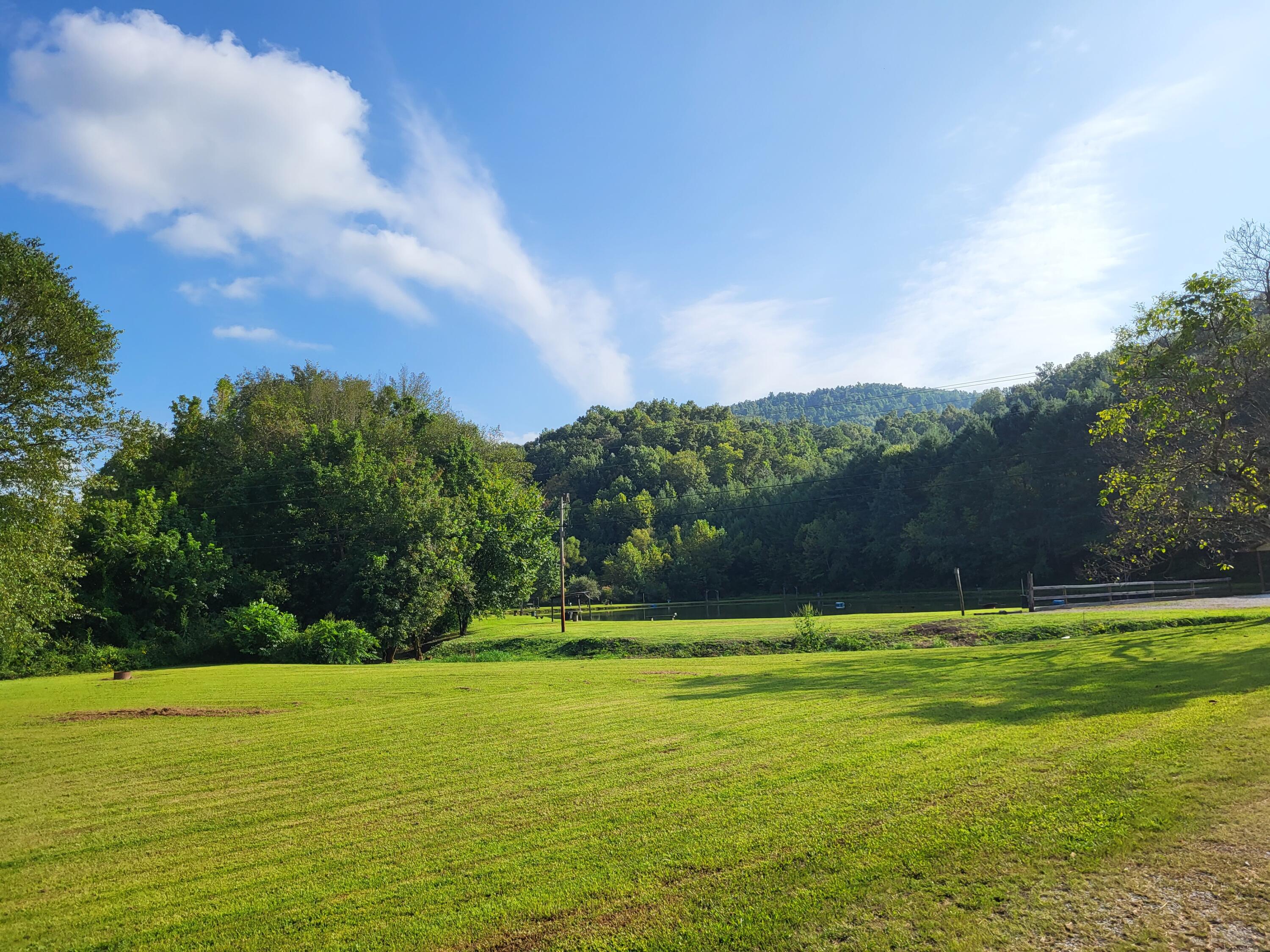 213 Ky-1232 Highway Property Photo 9