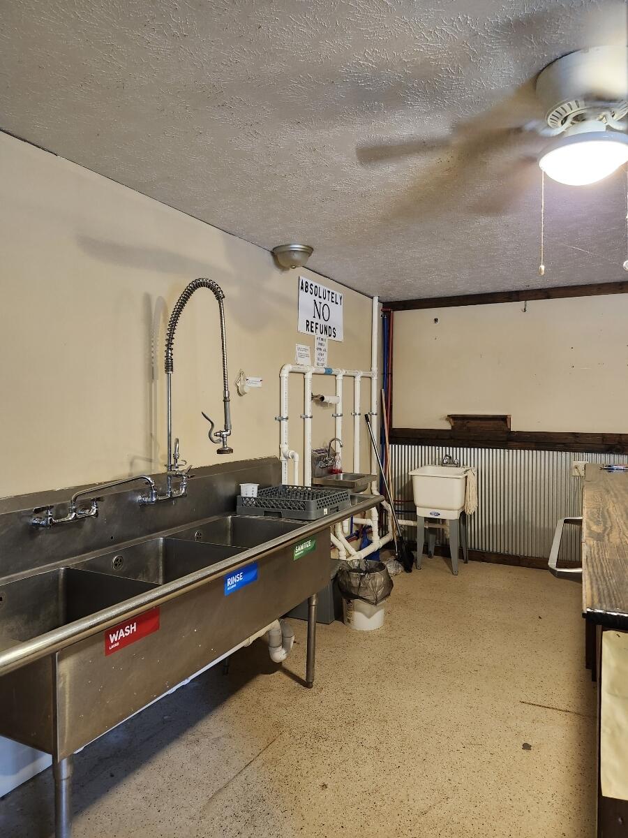 213 Ky-1232 Highway Property Photo 159
