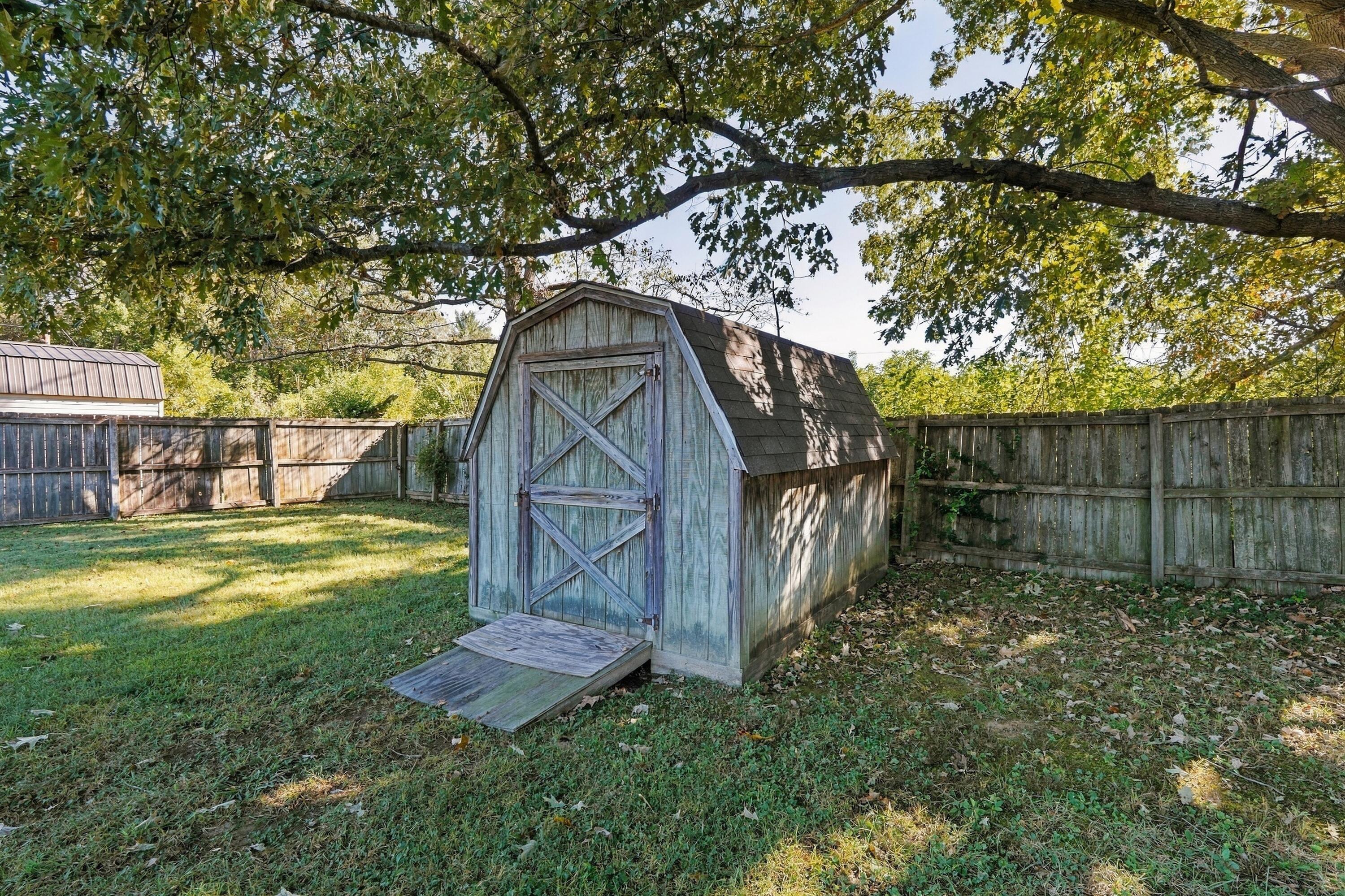210 Chadwick Drive Property Photo 11