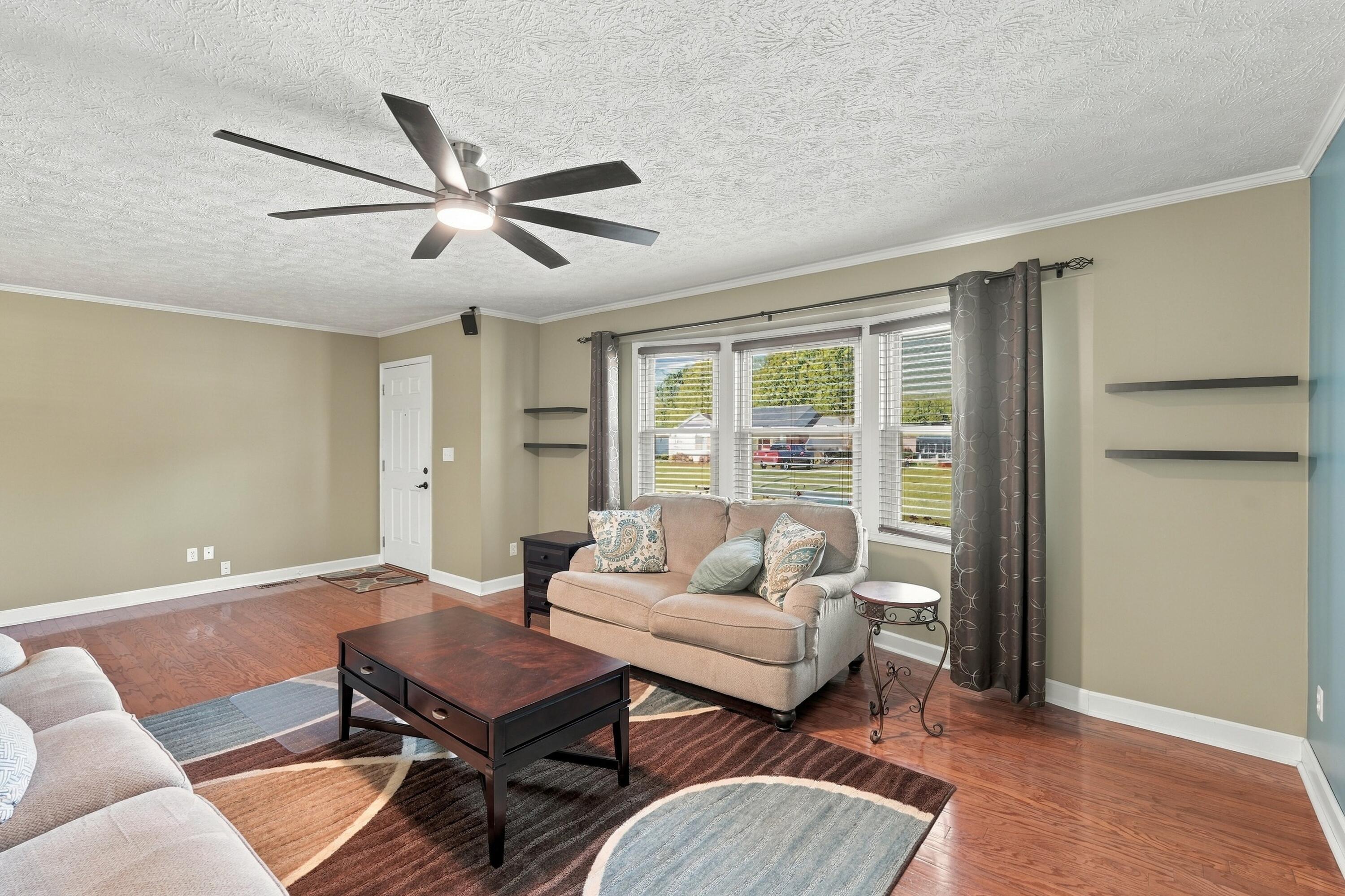 210 Chadwick Drive Property Photo 15