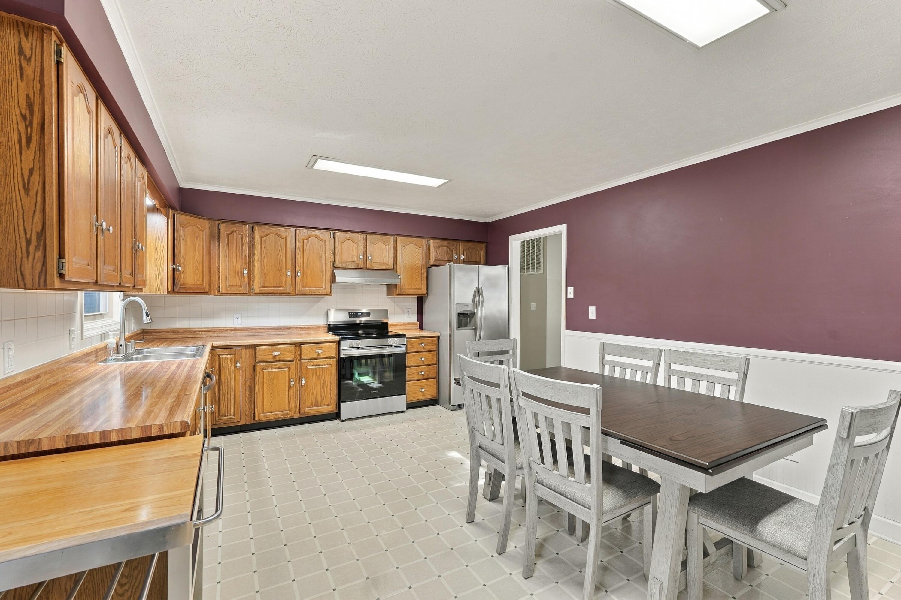 210 Chadwick Drive Property Photo 20