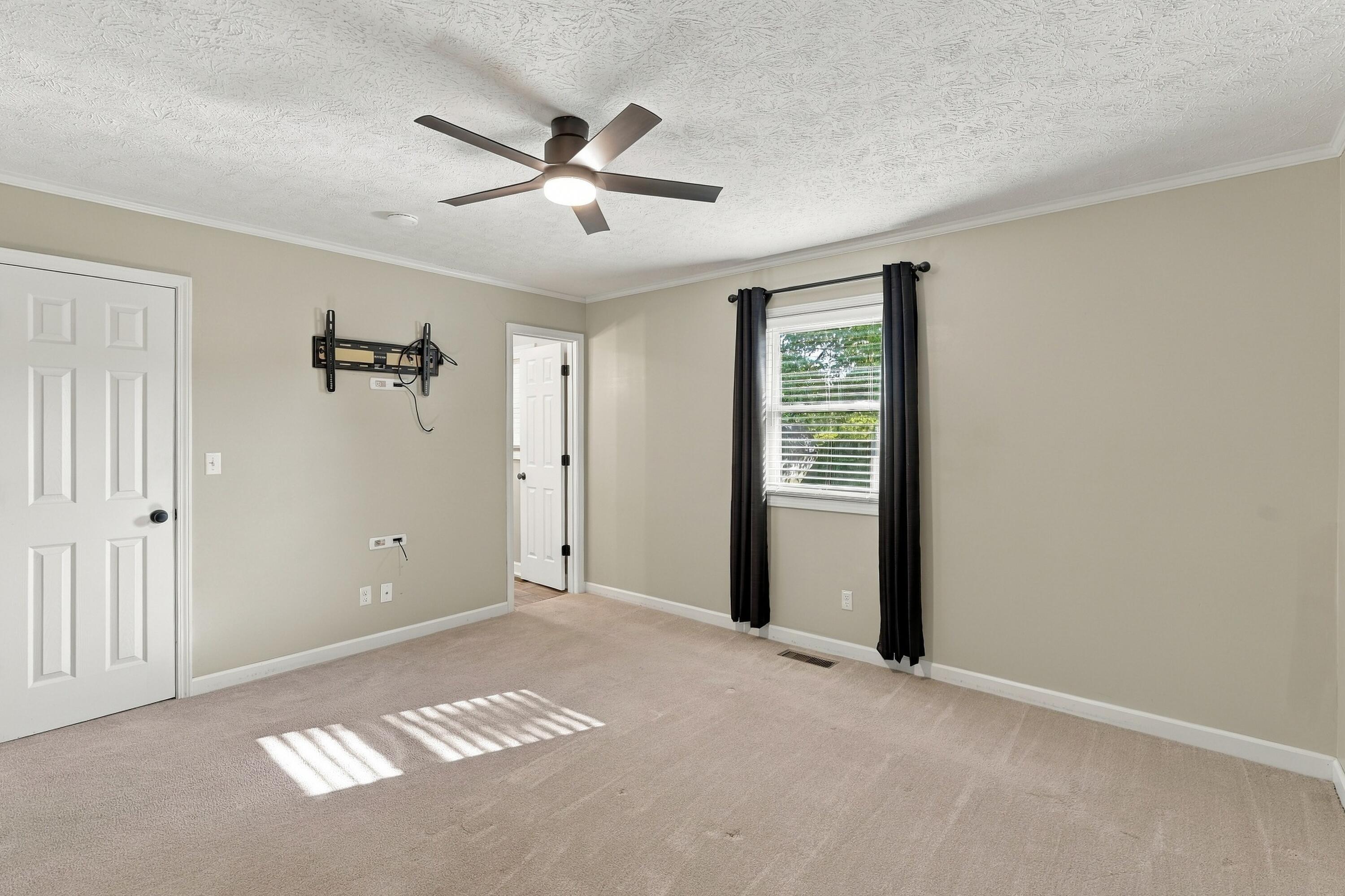 210 Chadwick Drive Property Photo 26