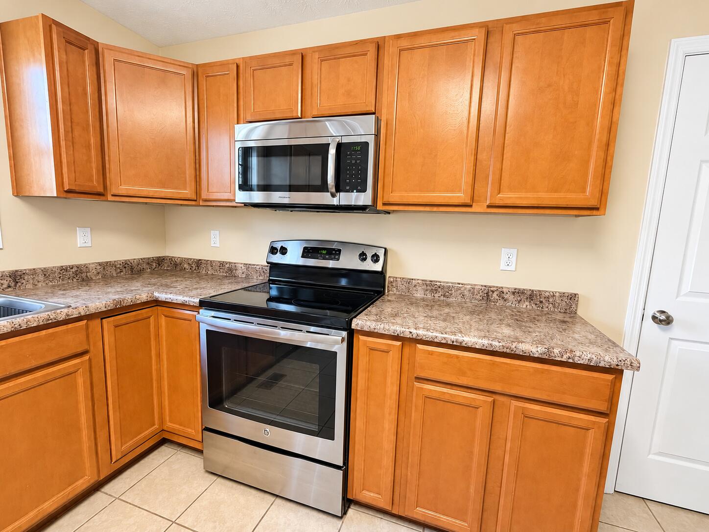 738 Opossum Kingdom Road Property Photo 10