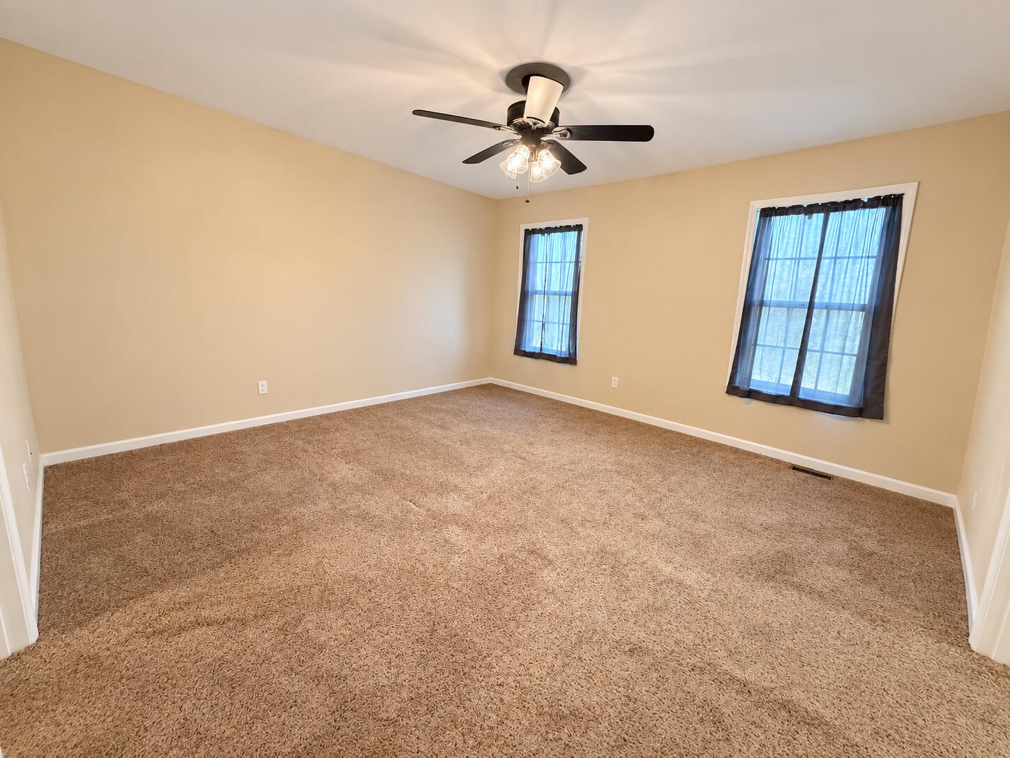 738 Opossum Kingdom Road Property Photo 11