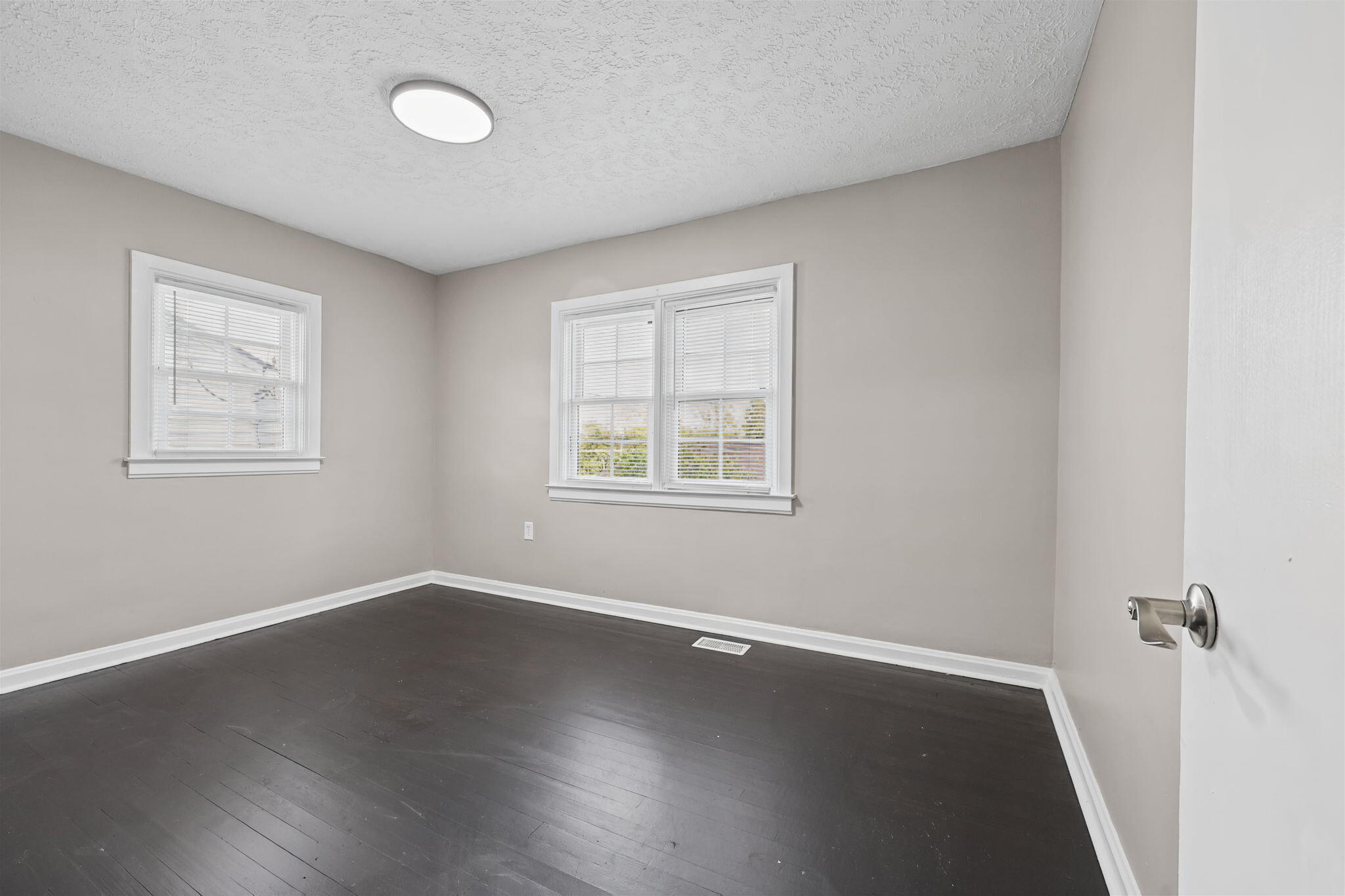 105 Bennett Place Property Photo 20