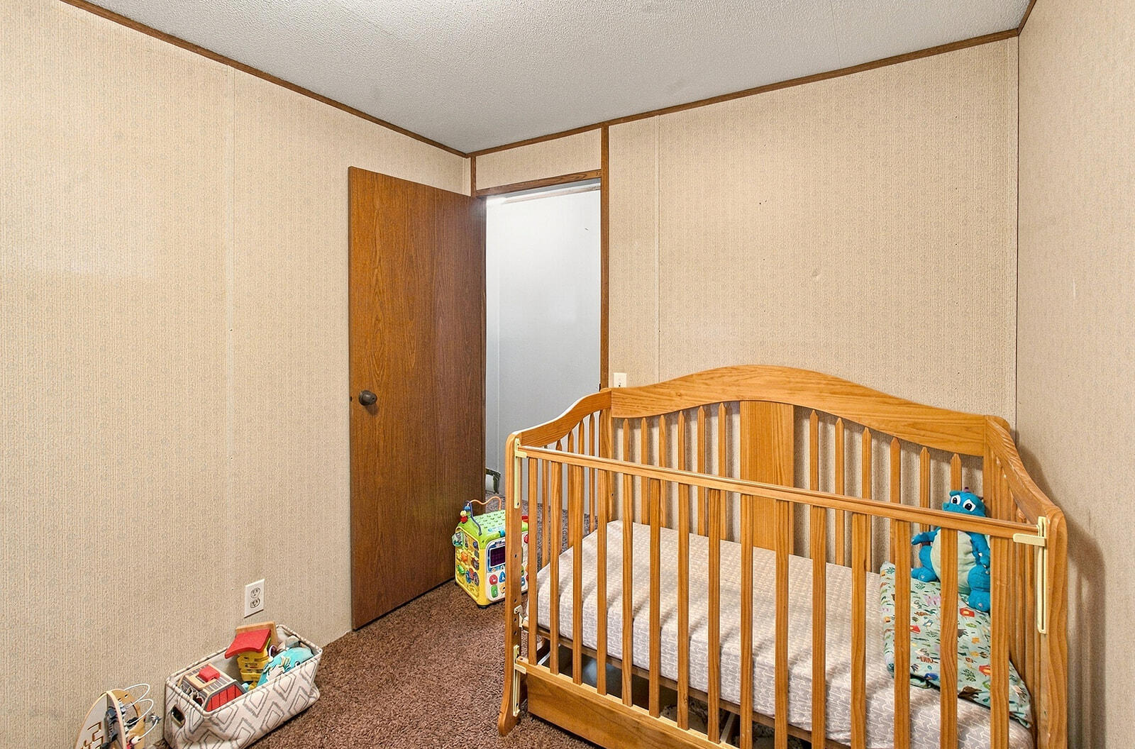 11720 Brown Road Property Photo 9