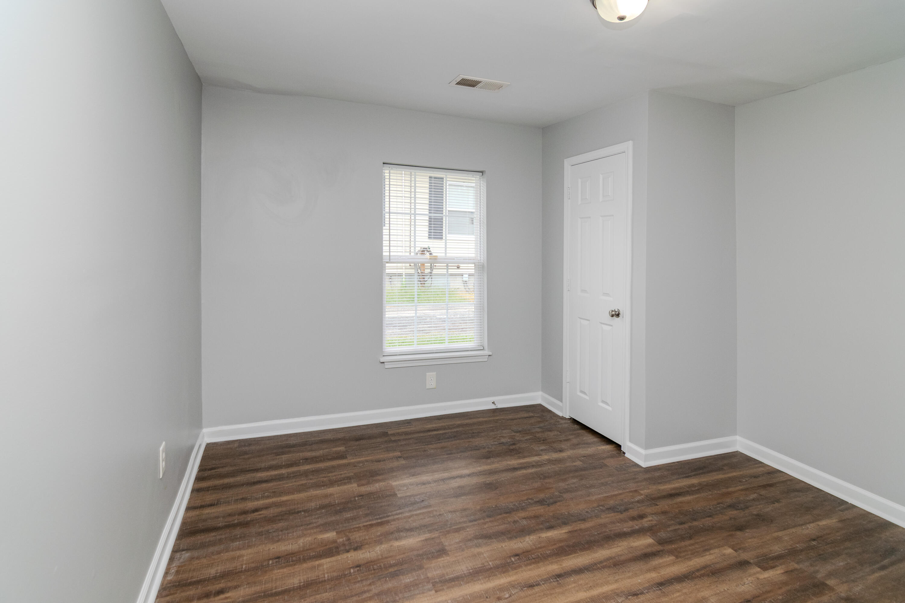 15 Maryland Avenue Property Photo 25