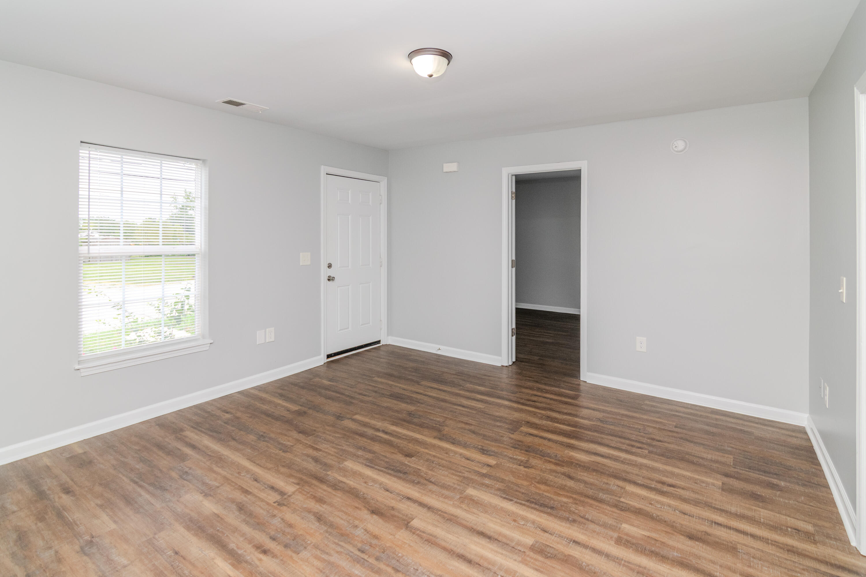 15 Maryland Avenue Property Photo 46