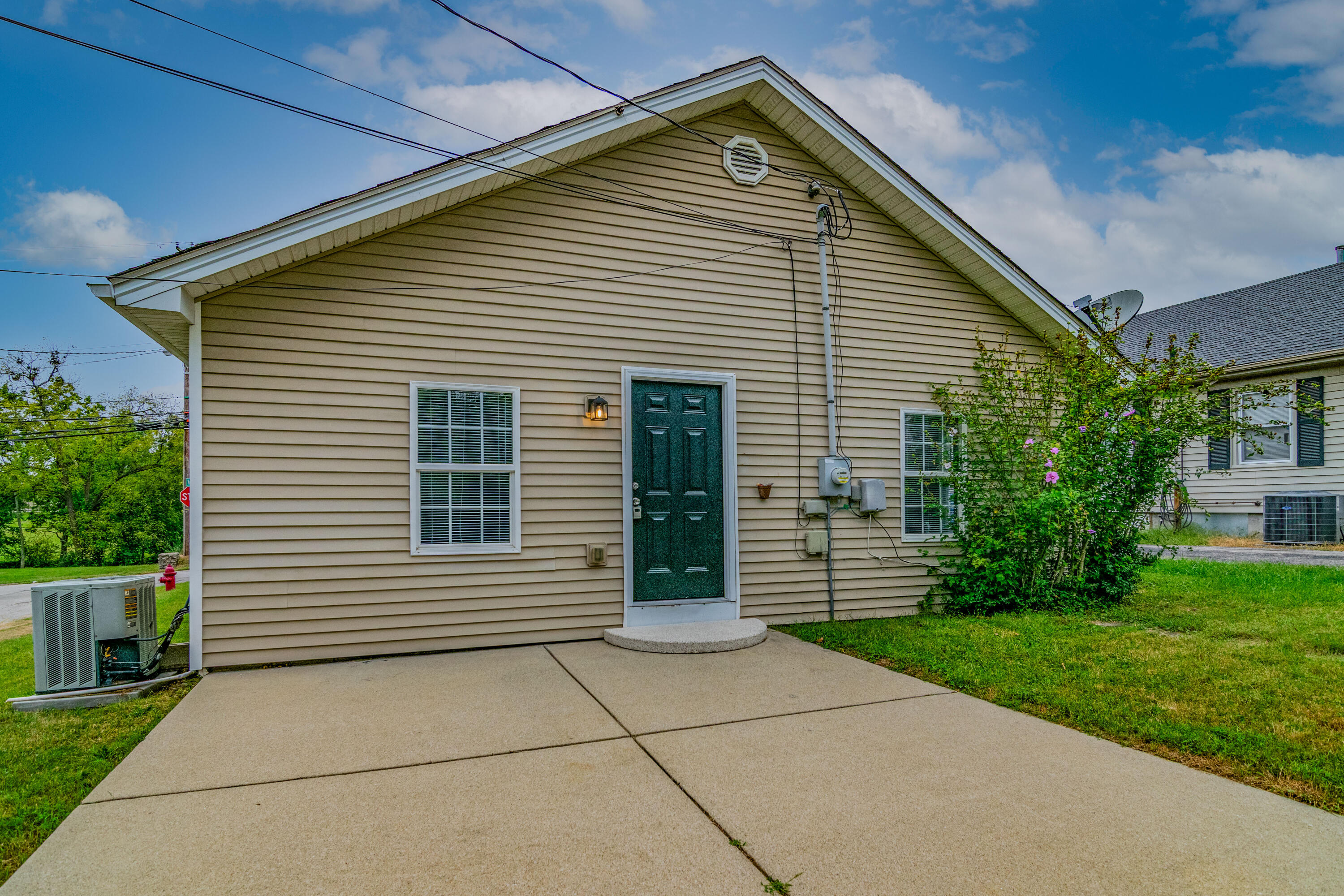 15 Maryland Avenue Property Photo 63
