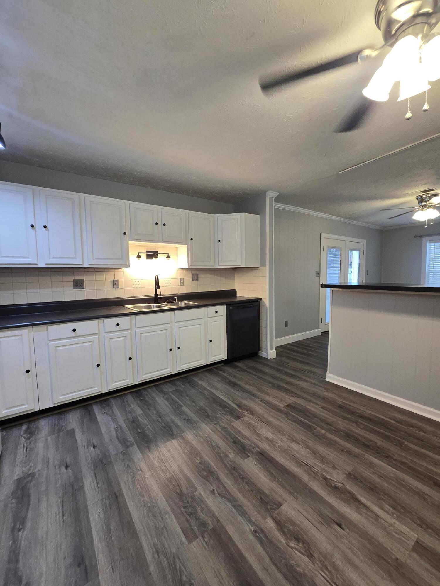 3820 Wem Drive Property Photo 19