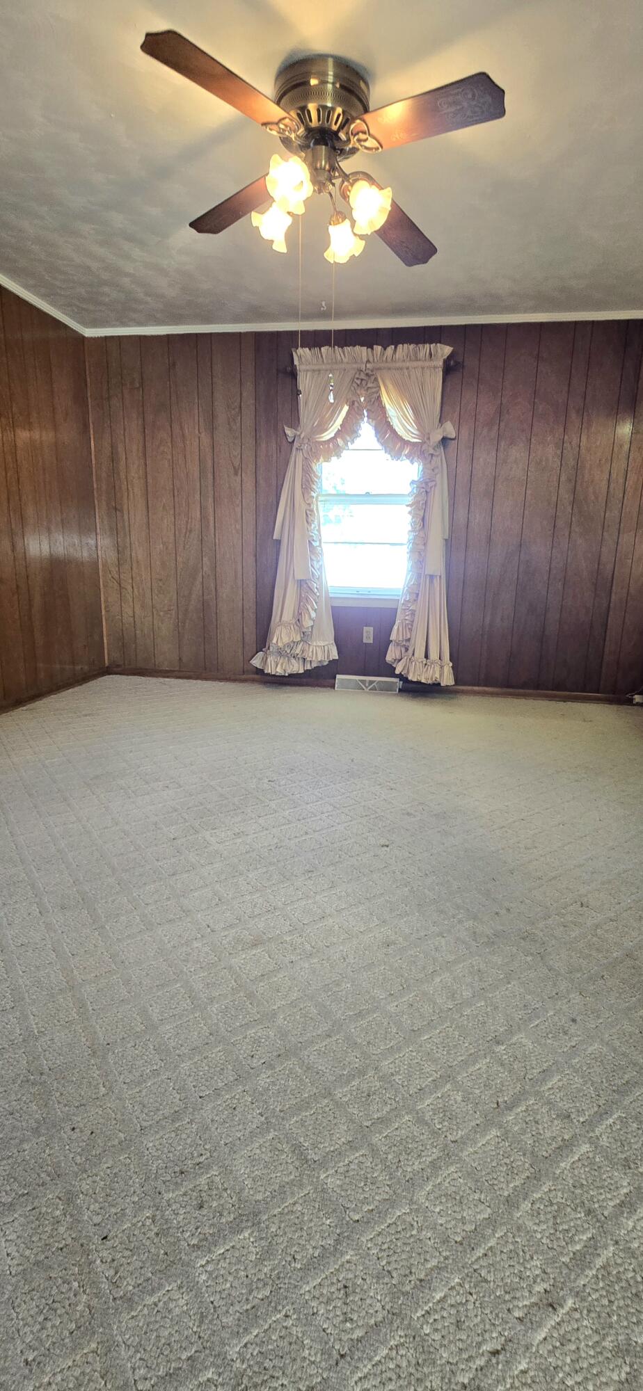419 Nottaway Drive Property Photo 8