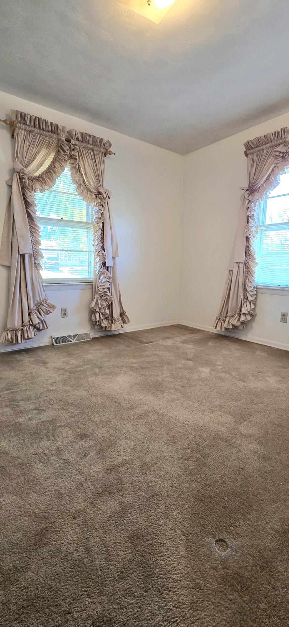 419 Nottaway Drive Property Photo 11