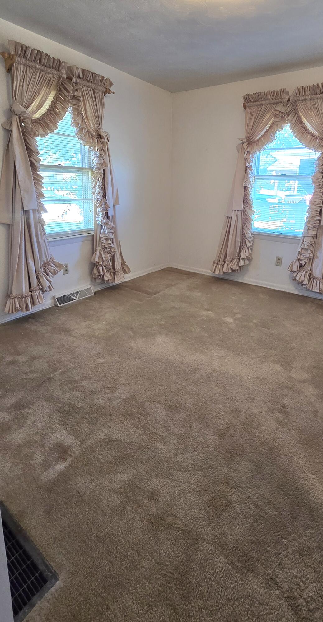 419 Nottaway Drive Property Photo 12