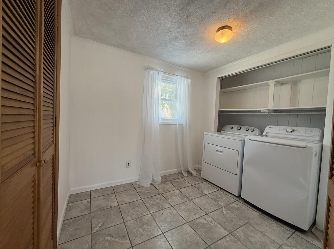 714 Crittenden Drive Property Photo 20