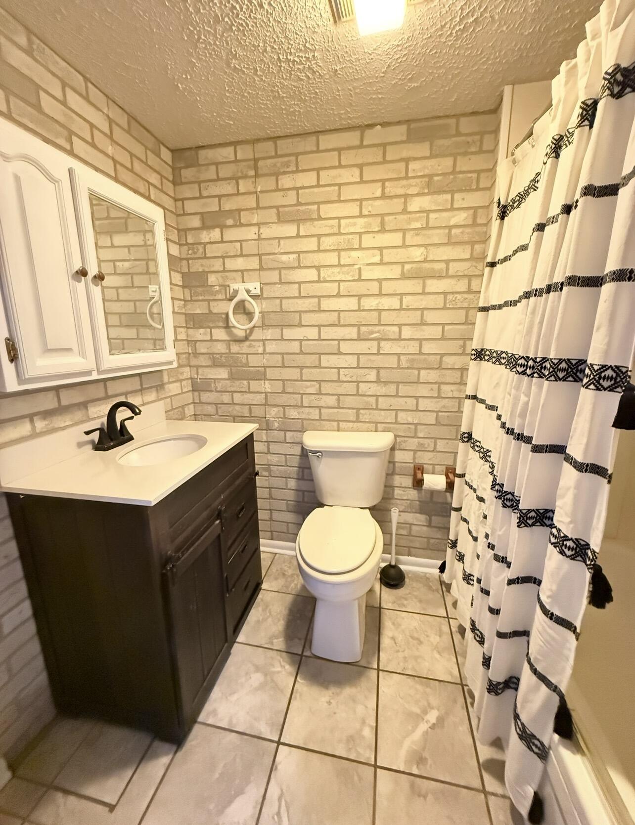 714 Crittenden Drive Property Photo 32