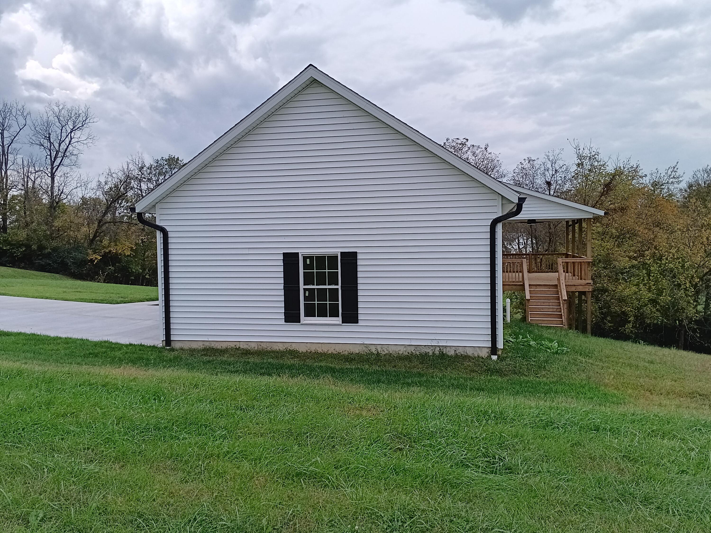 214 Brookhill Drive Property Photo 6