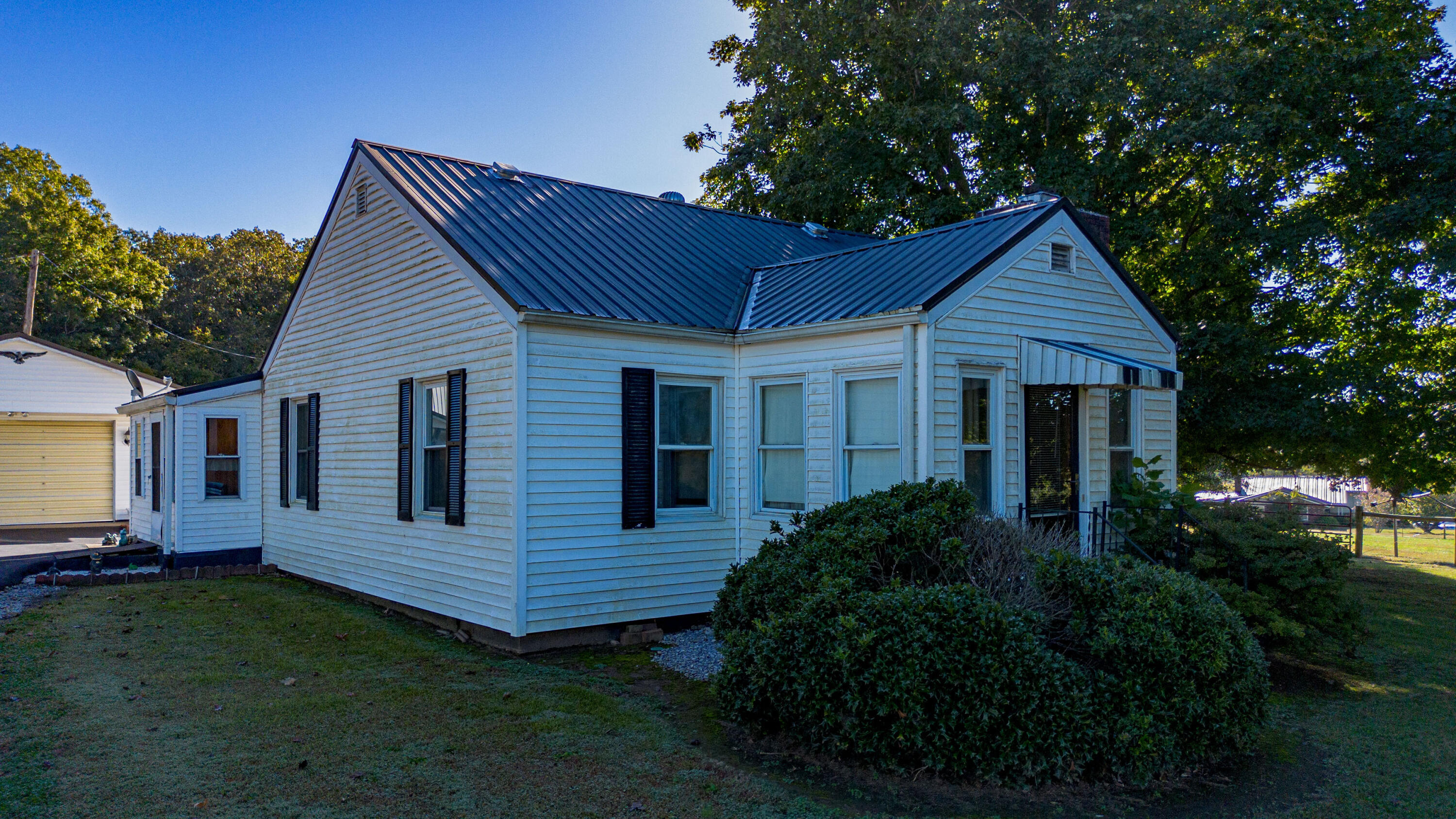 186 Ky-297 Property Photo 4