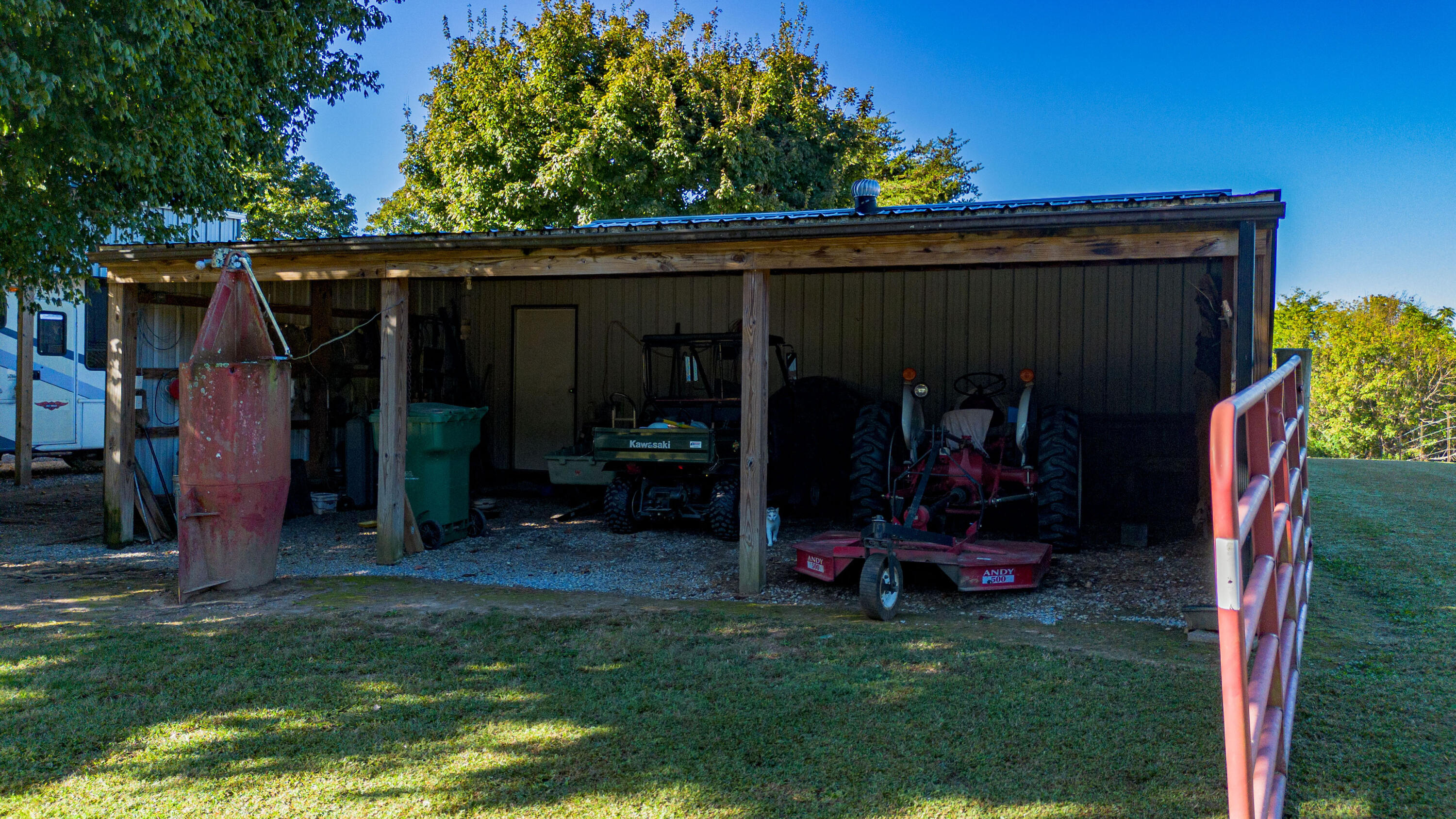 186 Ky-297 Property Photo 11