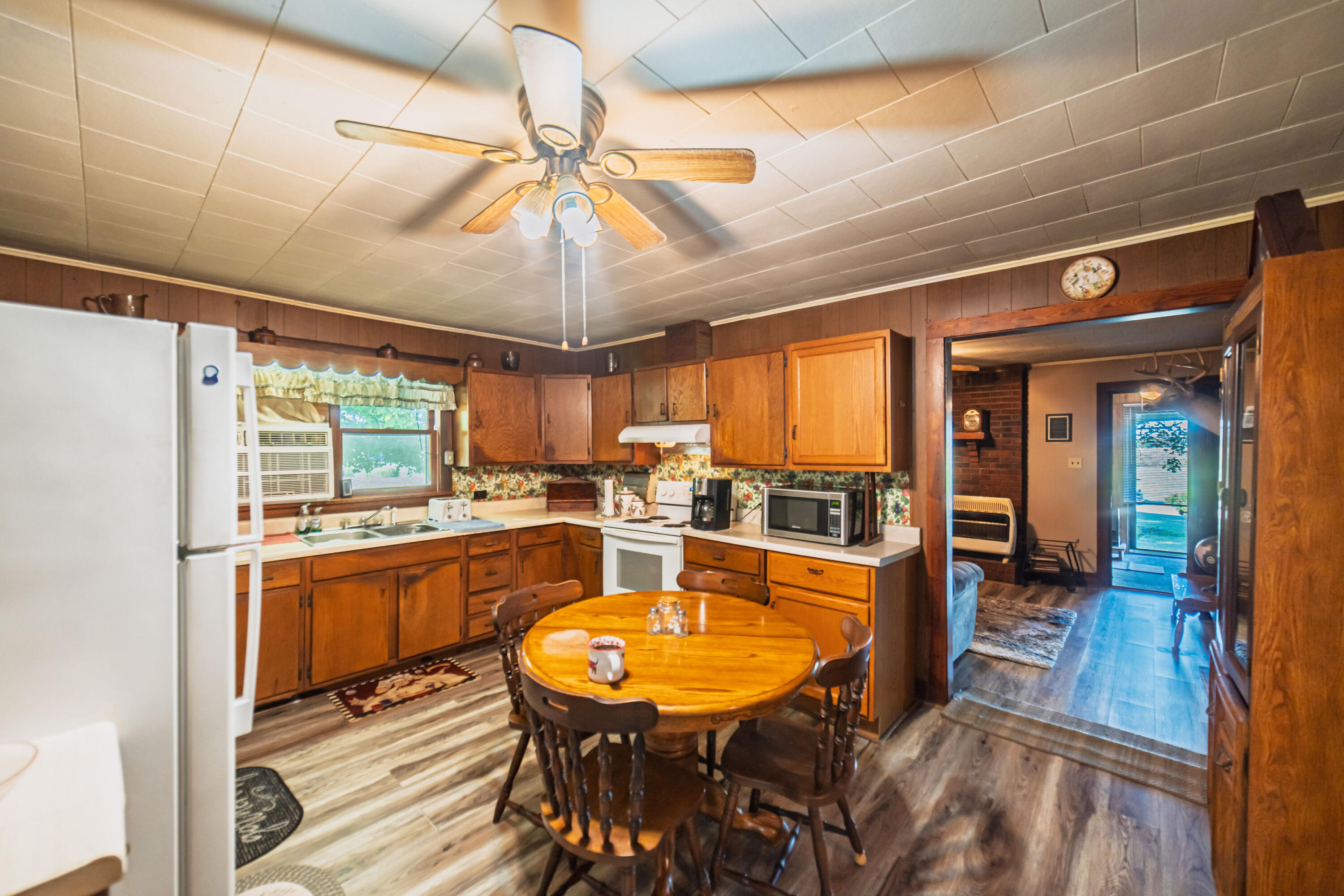 186 Ky-297 Property Photo 40