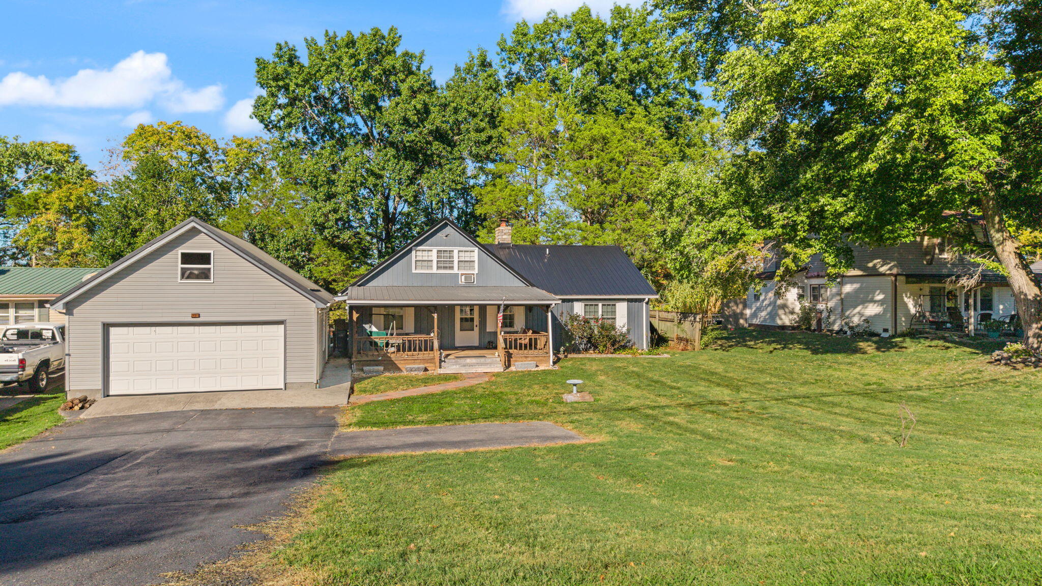 154 Twin Rivers Drive Property Photo 7