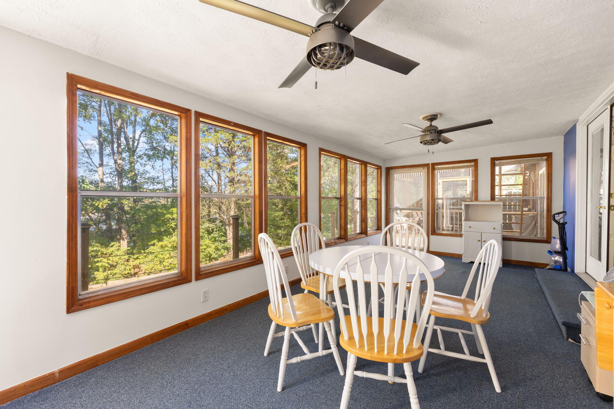 154 Twin Rivers Drive Property Photo 18