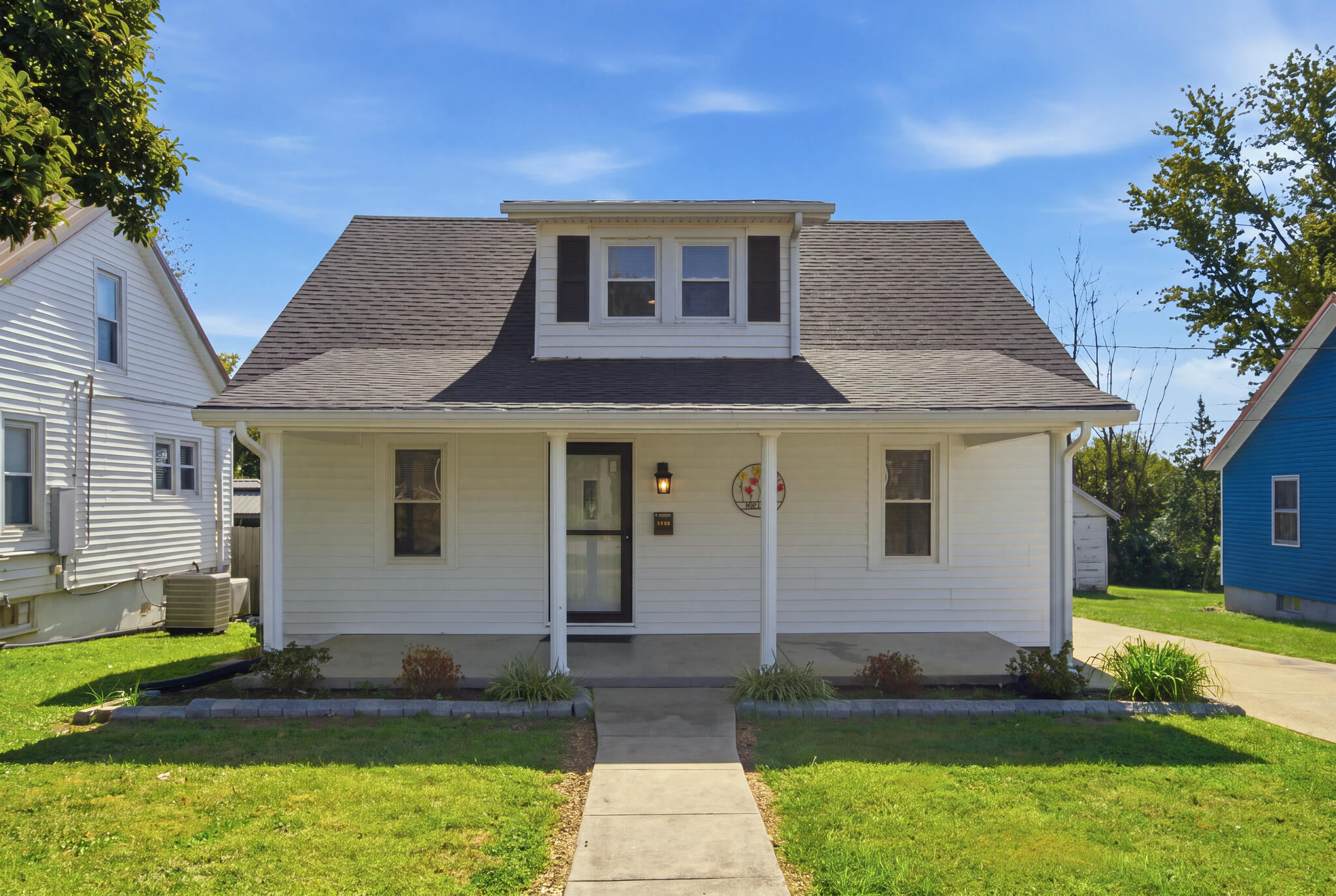 312a E Court Street Property Photo 2