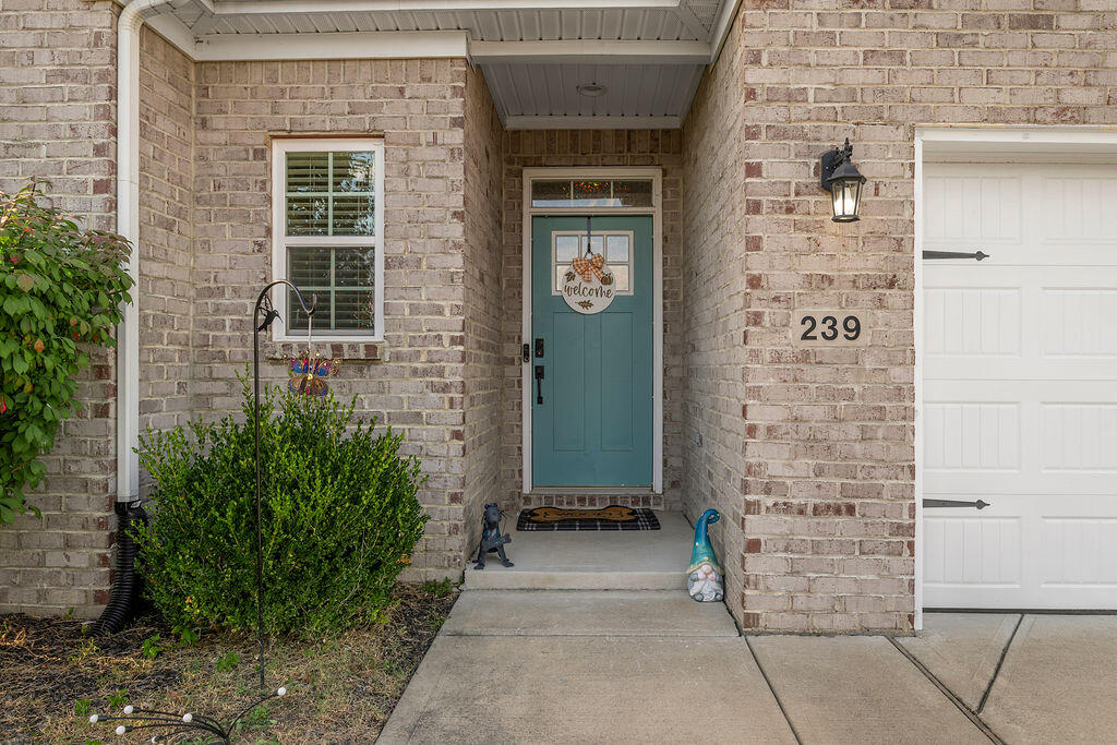 239 Redding Road Property Photo 4