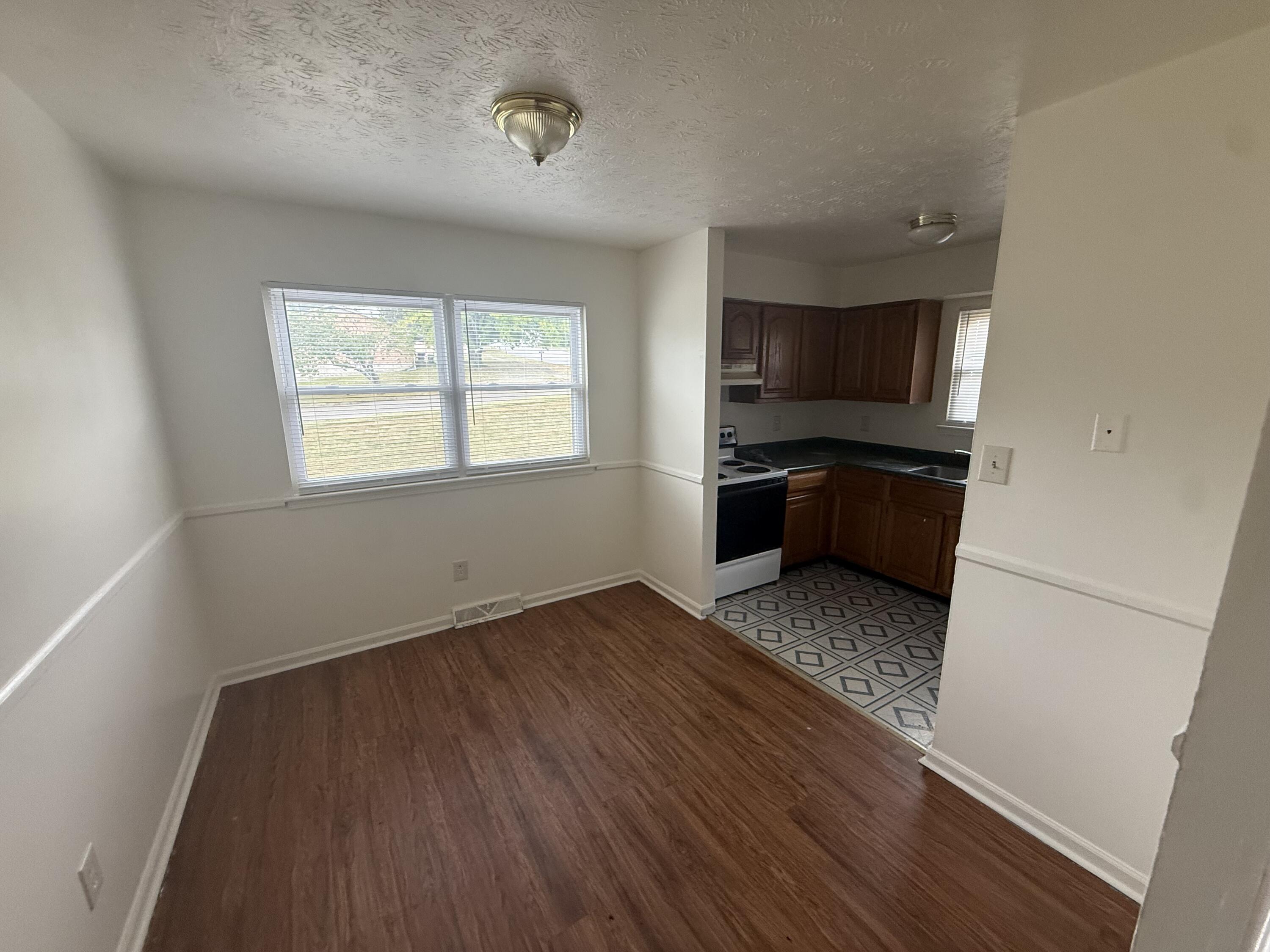 1207 Trent Boulevard B Property Photo 4