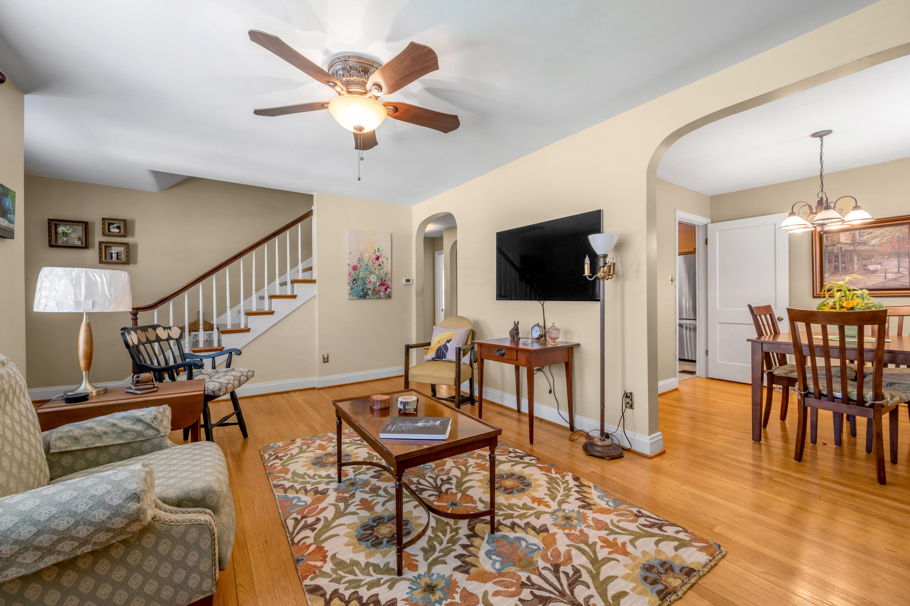 568 Mitchell Avenue Property Photo 8