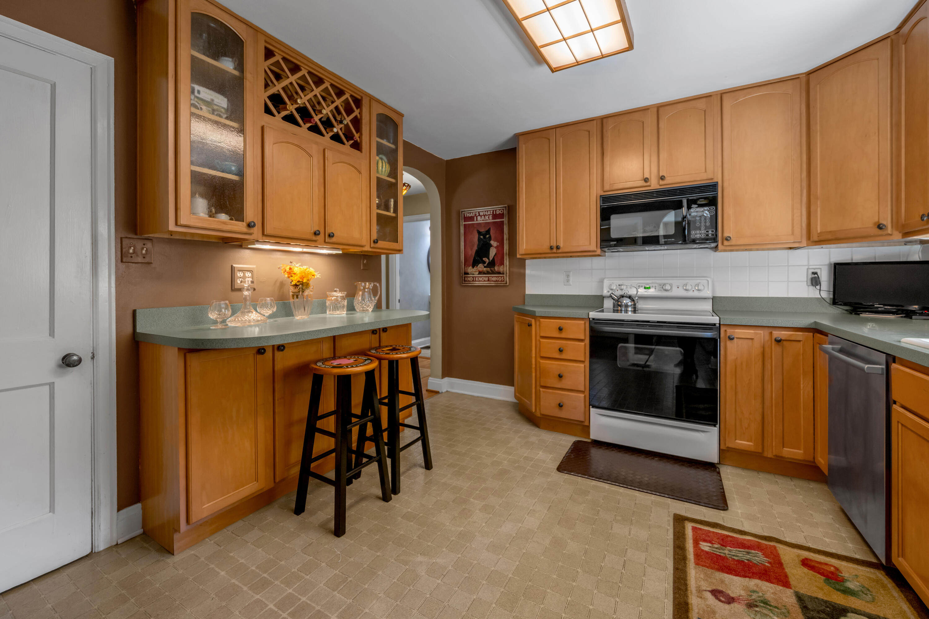 568 Mitchell Avenue Property Photo 16