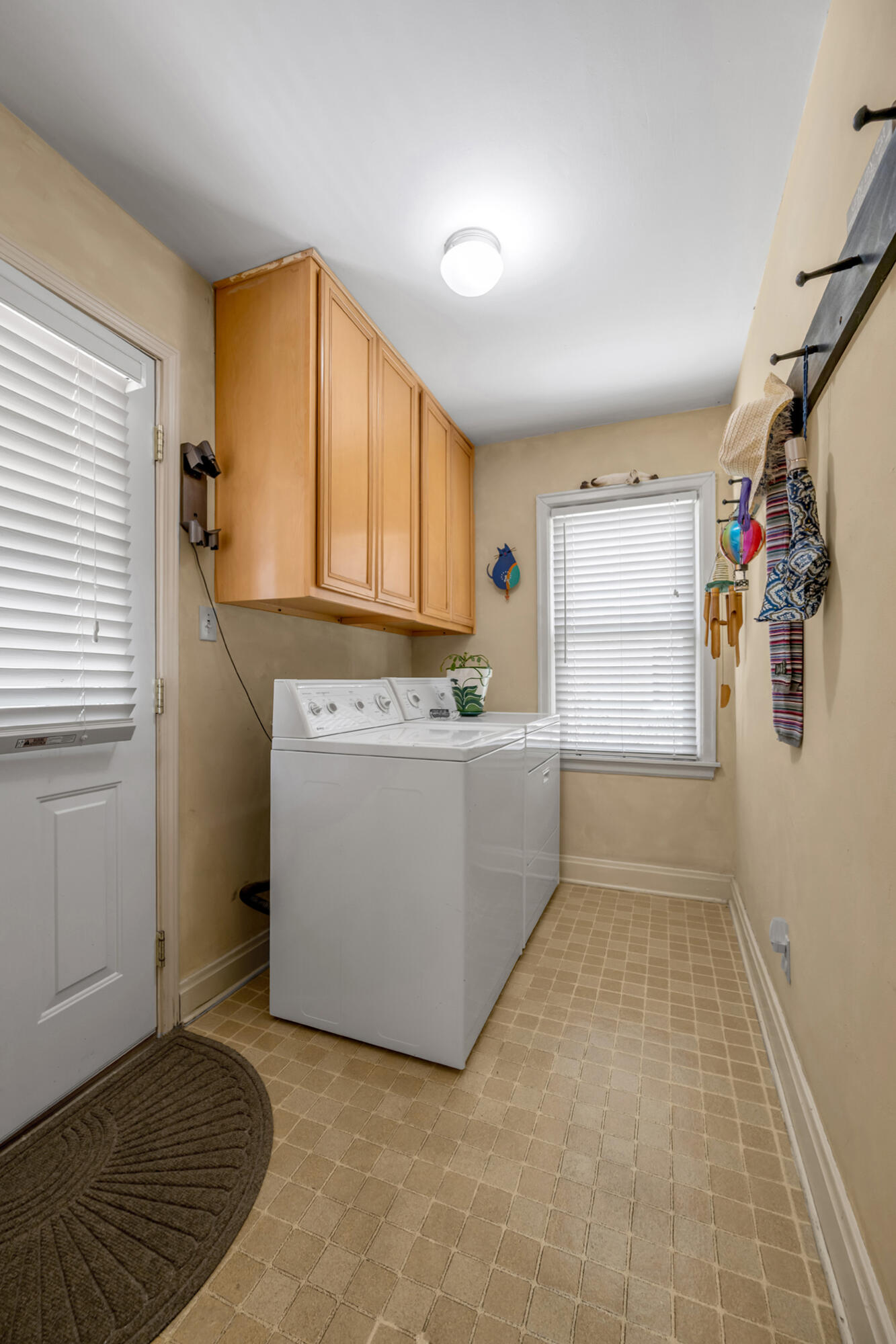 568 Mitchell Avenue Property Photo 18