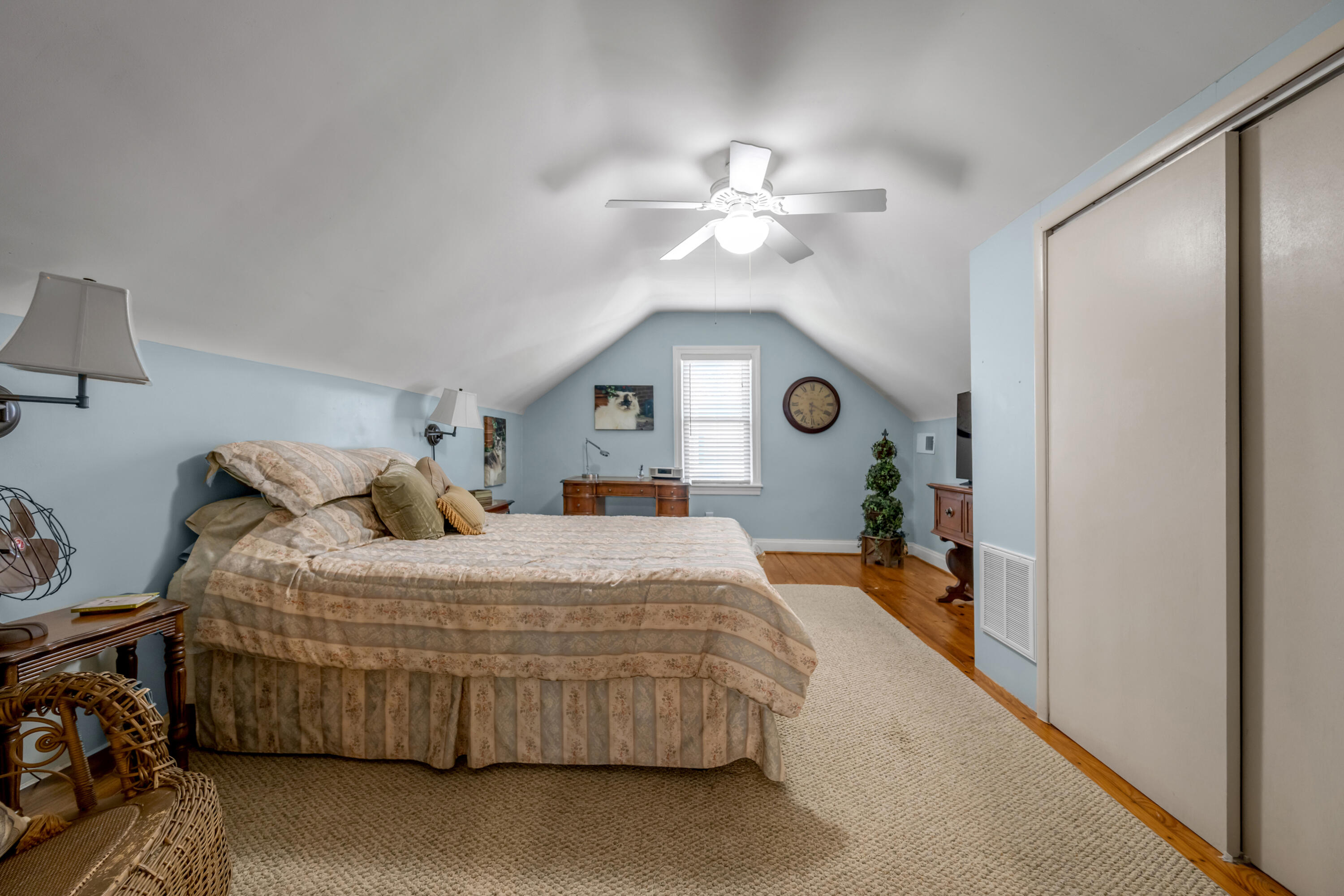 568 Mitchell Avenue Property Photo 29