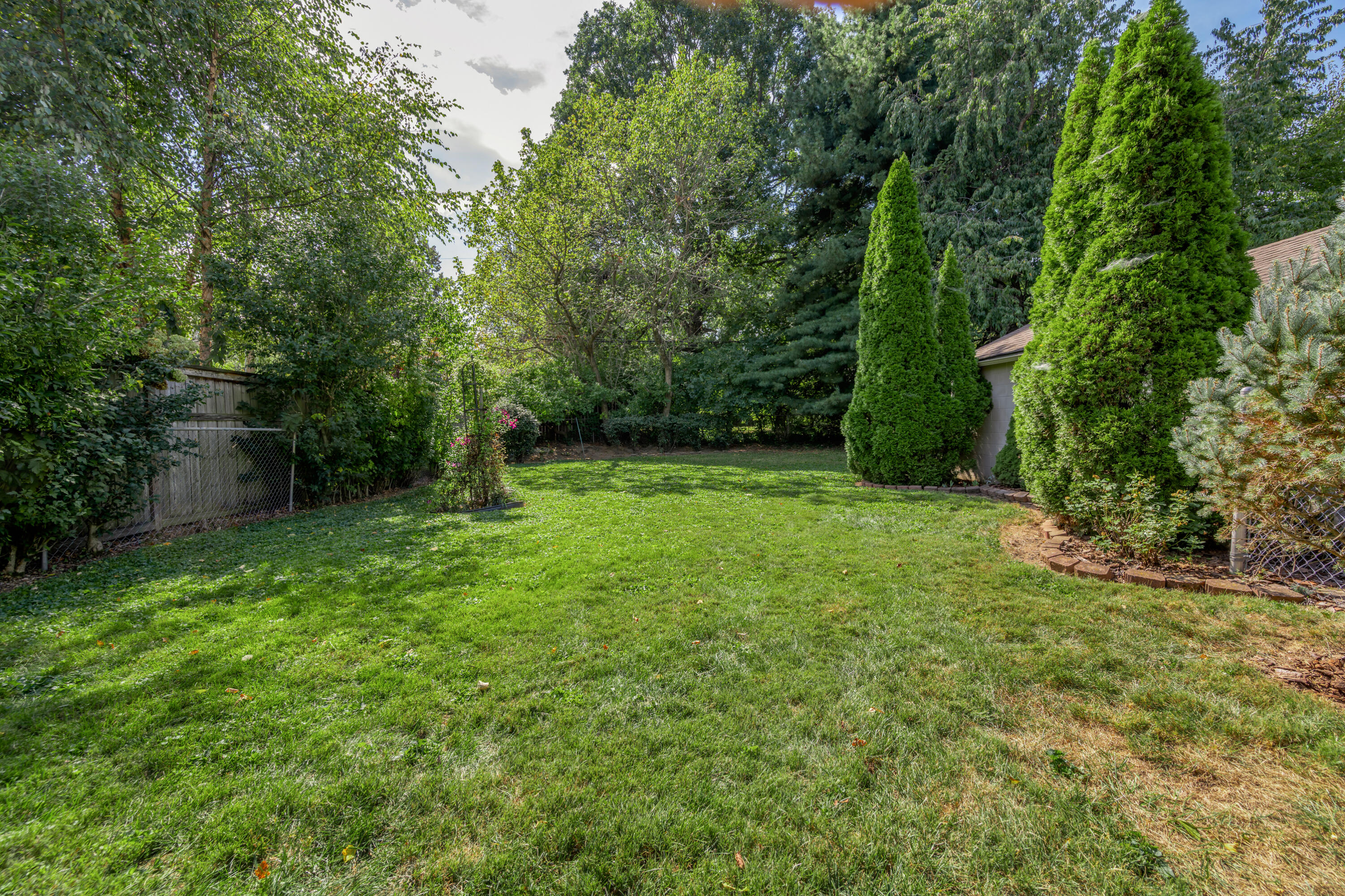 568 Mitchell Avenue Property Photo 44