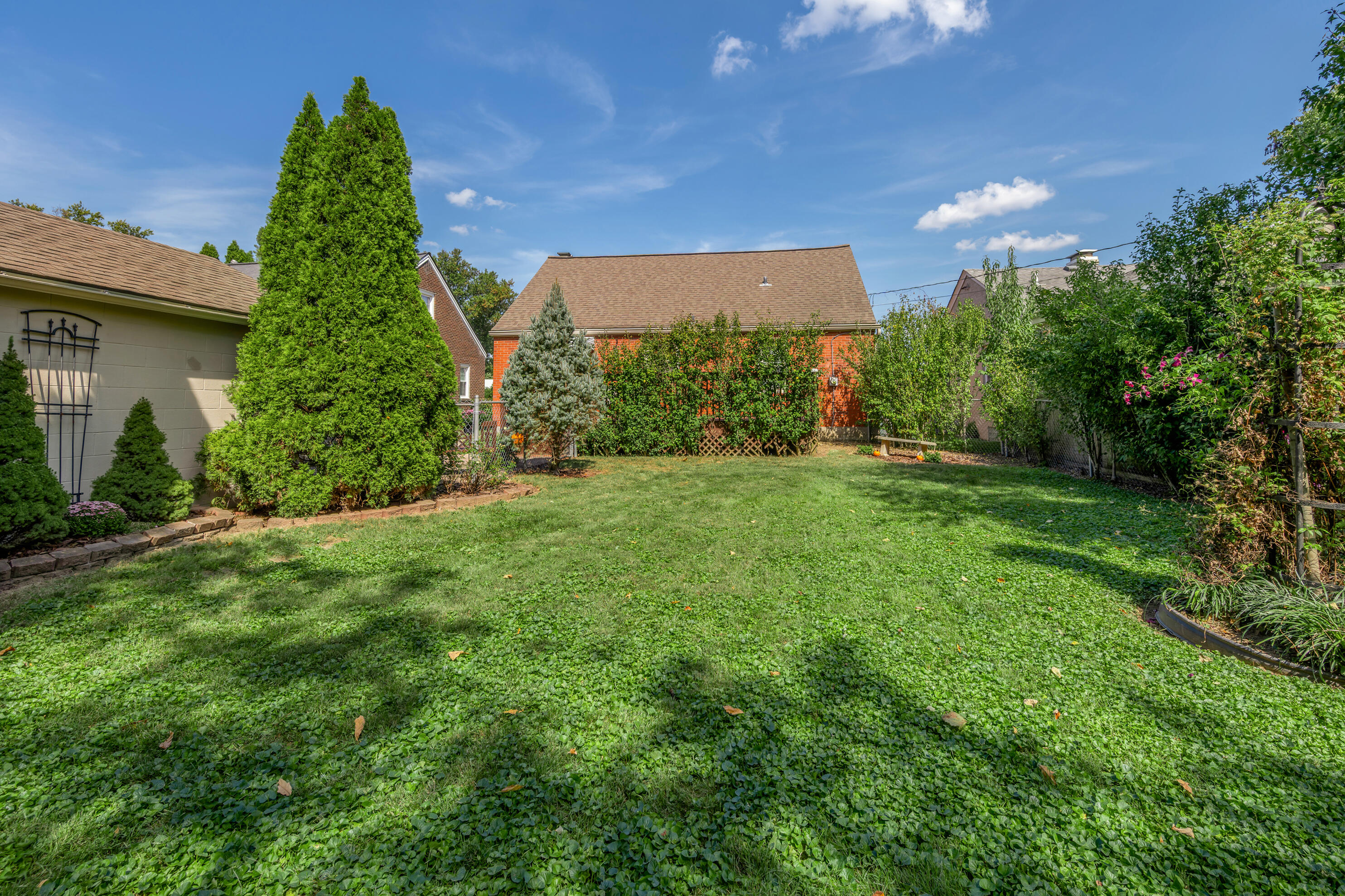 568 Mitchell Avenue Property Photo 46