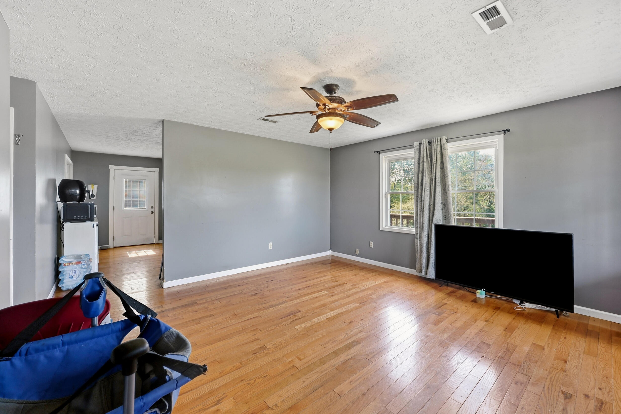120 Maxey Valley Road Property Photo 4